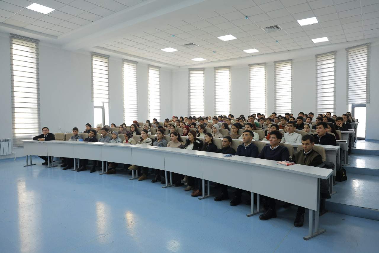 “Kelajakka qadam” dasturi doirasida ochiq muloqot oʻtkazildi 1