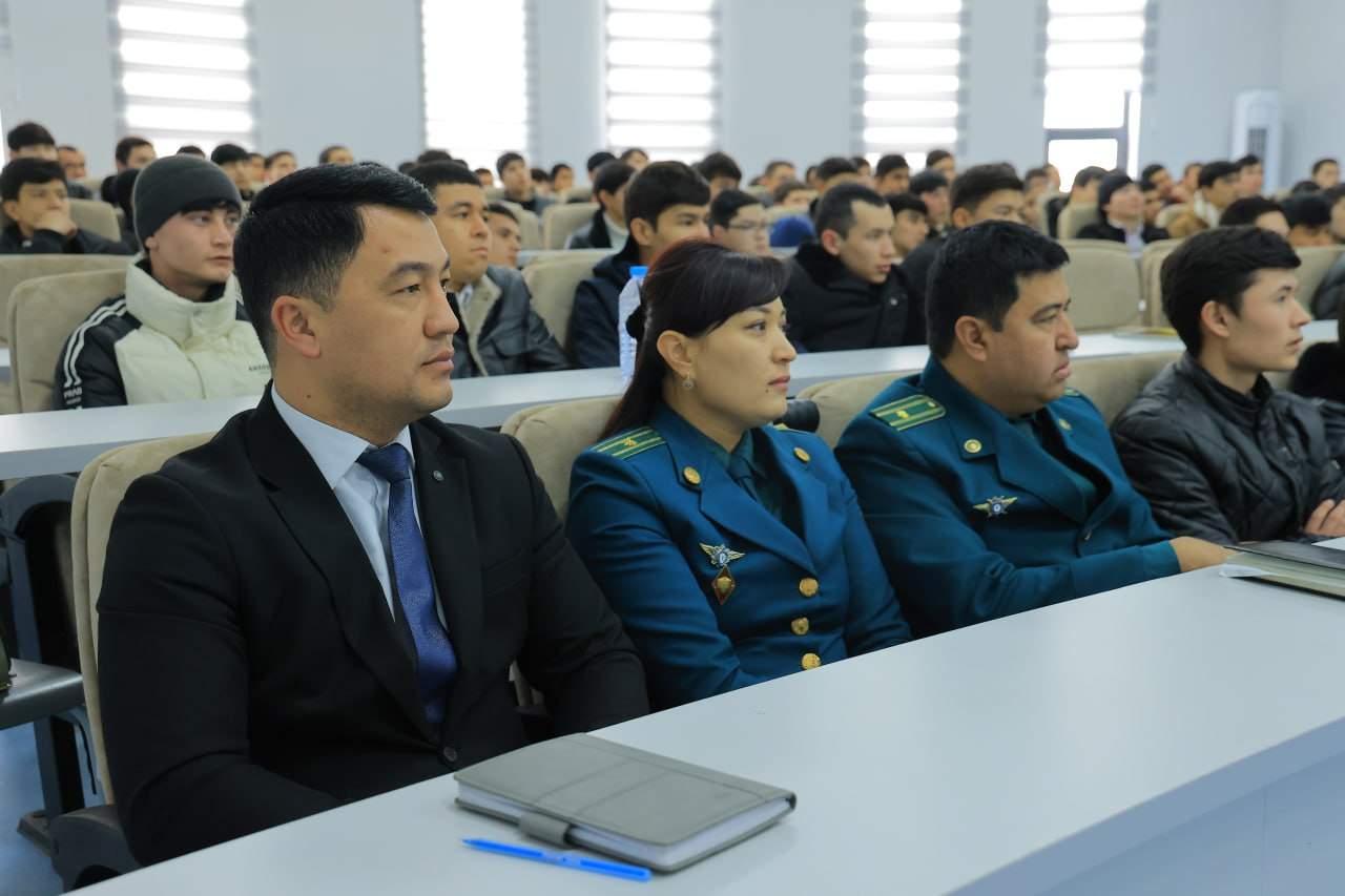 Namangan davlat universiteti Yo‘l harakati xavfsizligi xodimlari bilan hamkorlikda uchrashuv o‘tkazildi. 4