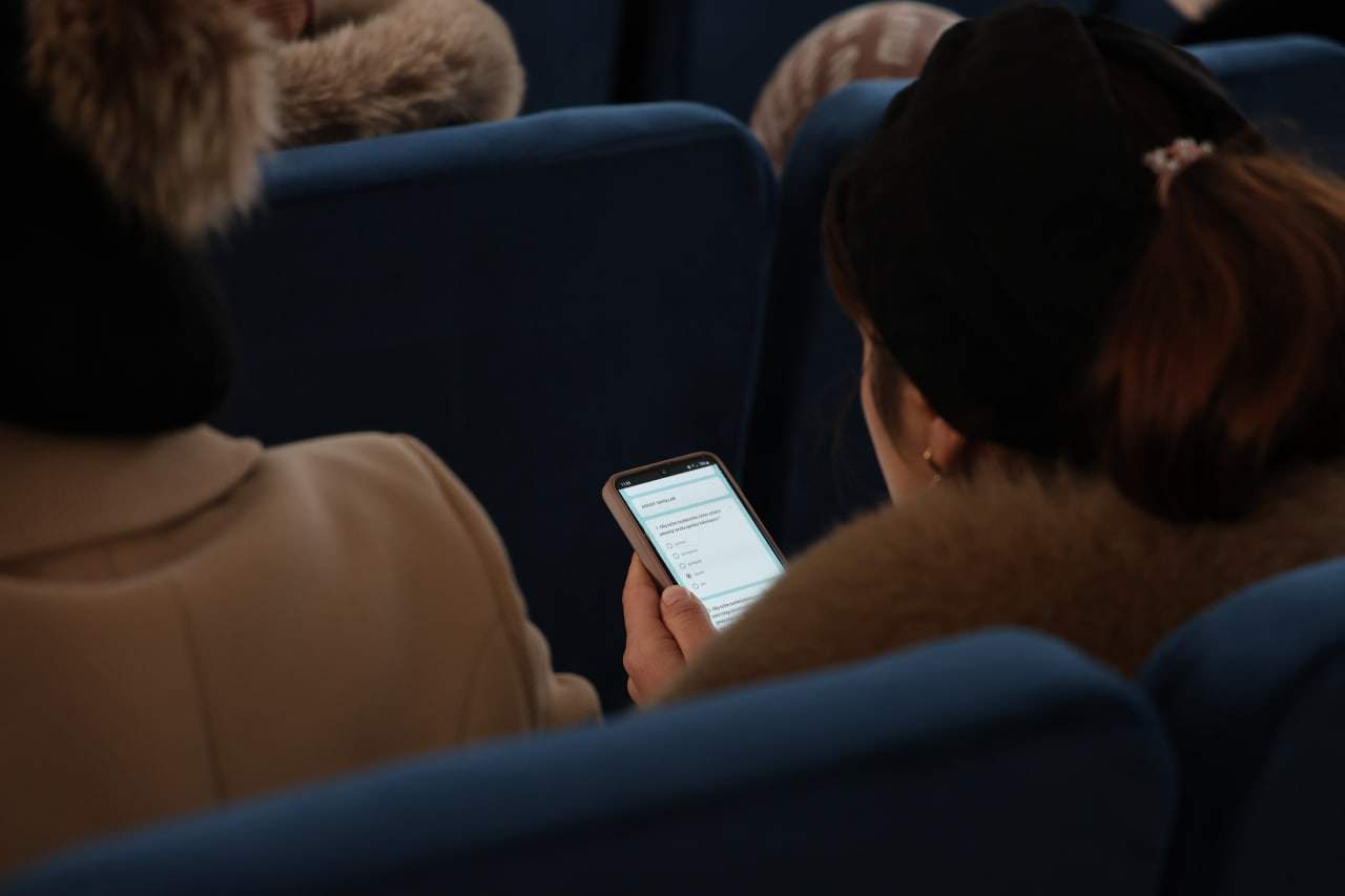 Namangan davlat universitetida ta’lim sifati bo‘yicha Umummilliy so‘rovnoma o‘tkazilmoqda 7