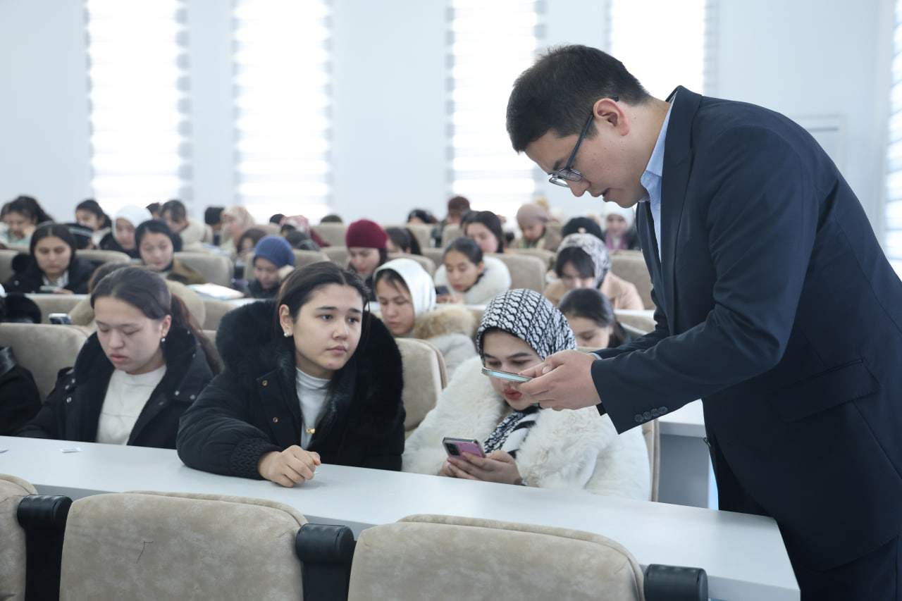 Namangan davlat universitetida ta’lim sifati bo‘yicha Umummilliy so‘rovnoma o‘tkazilmoqda 2