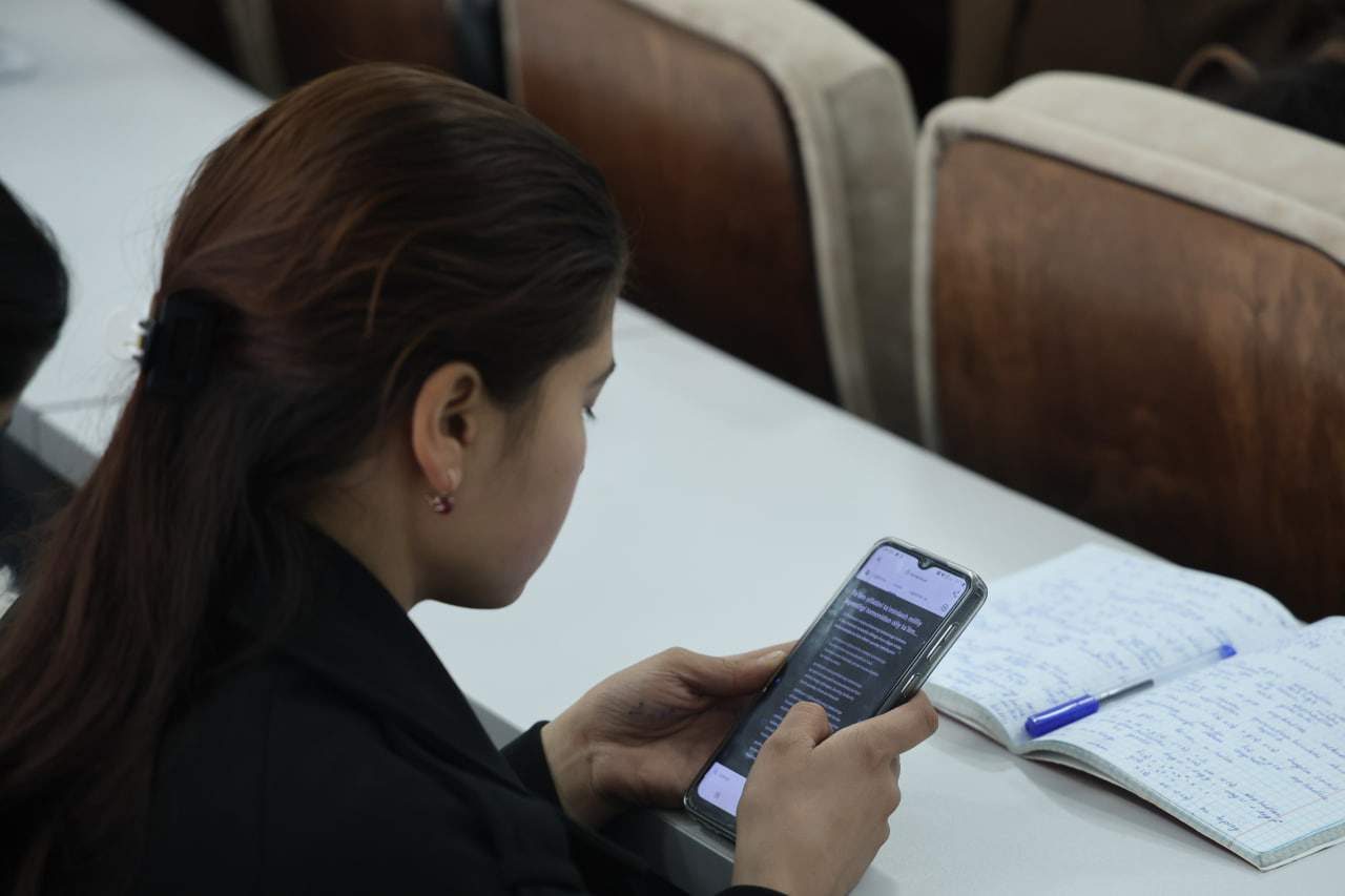 Namangan davlat universitetida ta’lim sifati bo‘yicha Umummilliy so‘rovnoma o‘tkazilmoqda 4