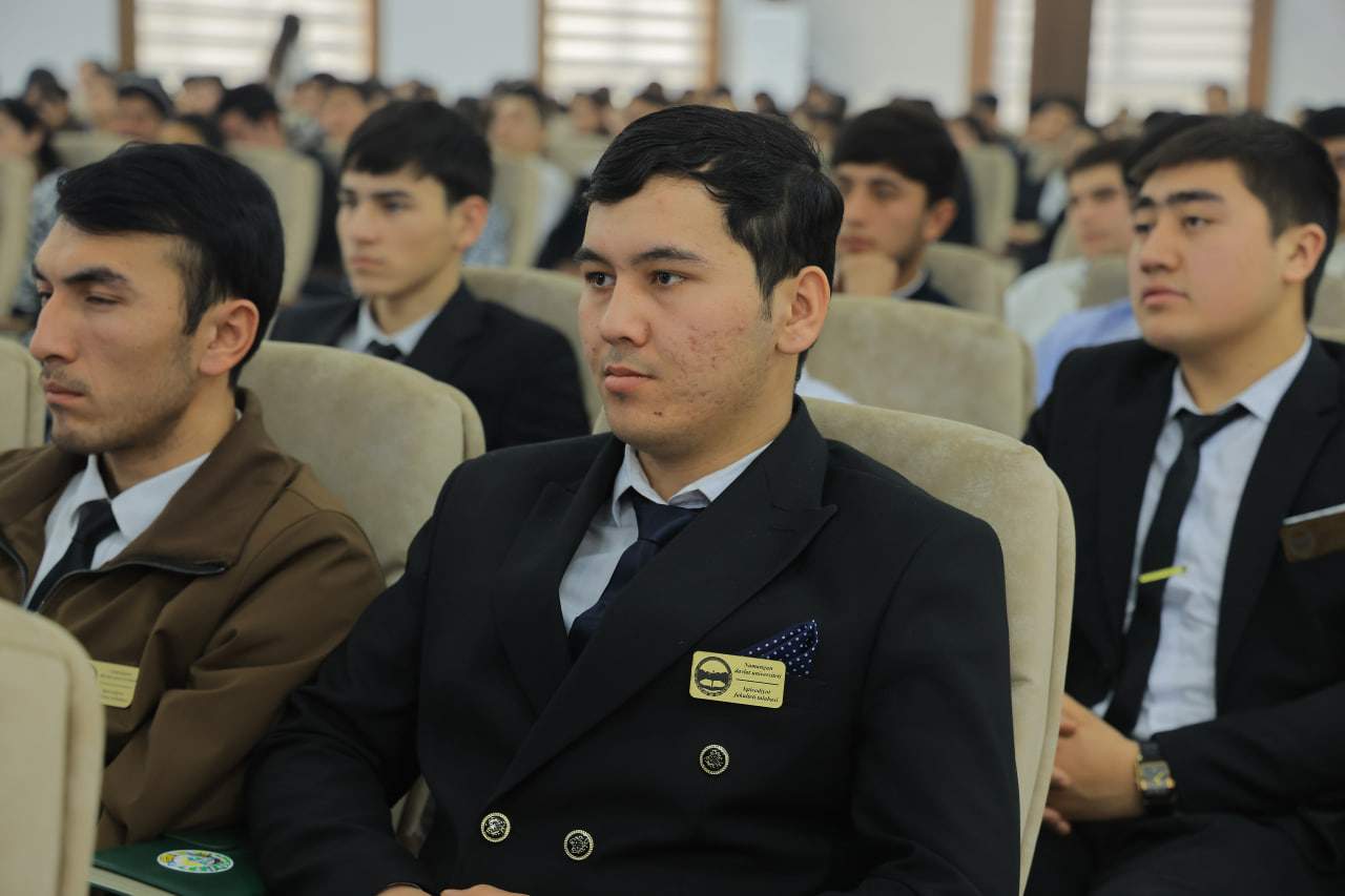 Namangan davlat universitetida «Tadbirkorlar va yoshlar uchrashuvi» o‘tkazildi 9