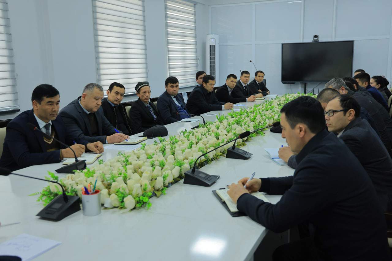 Universitet rektori Fizika-matematika fakulteti jamoasi bilan uchrashdi 4