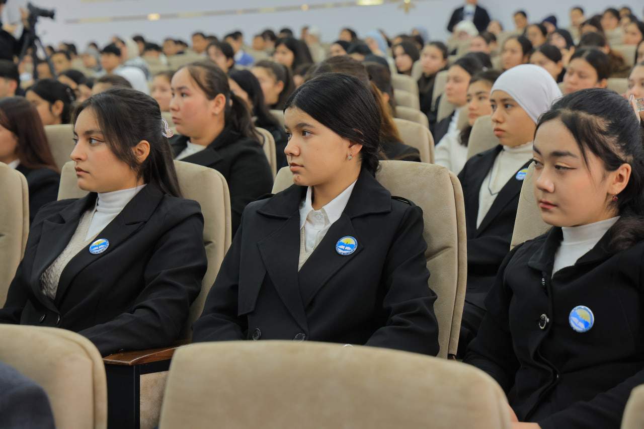 Universitetda Mir Alisher Navoiy tavalludining 585 yilligi munosabati bilan ma’naviy-ma’rifiy tadbir o‘tkazildi (2-qism) 3