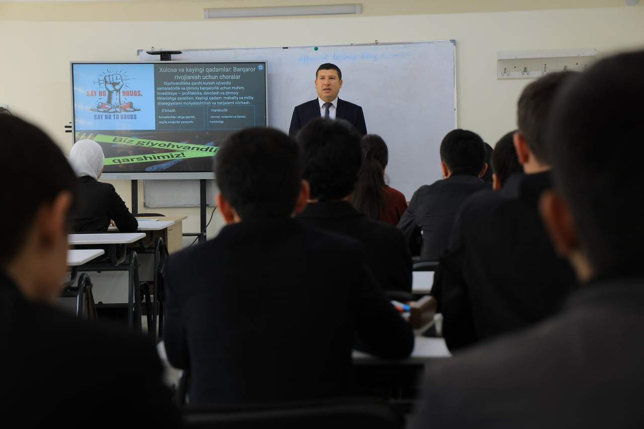 Iqtisodiyot fakultetida “Giyohvandlikning iqtisodiy oqibatlari” mavzusida davra suhbati o‘tkazildi 4