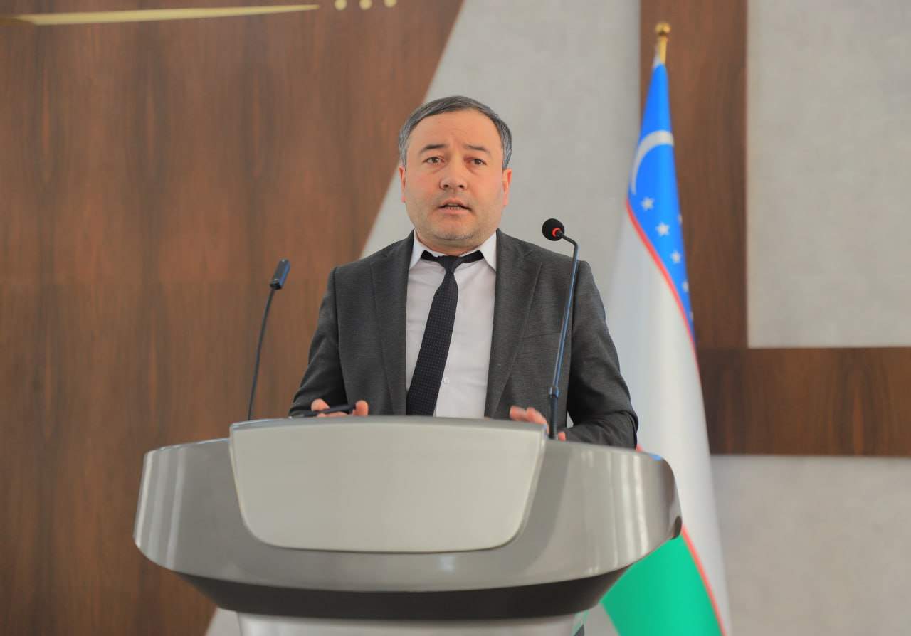 San’at va sport fakultetida tahsil olayotgan 1–2-bosqich talabalari ota-onalari uchun navbatdagi yig‘ilish bo‘lib o‘tdi. 8