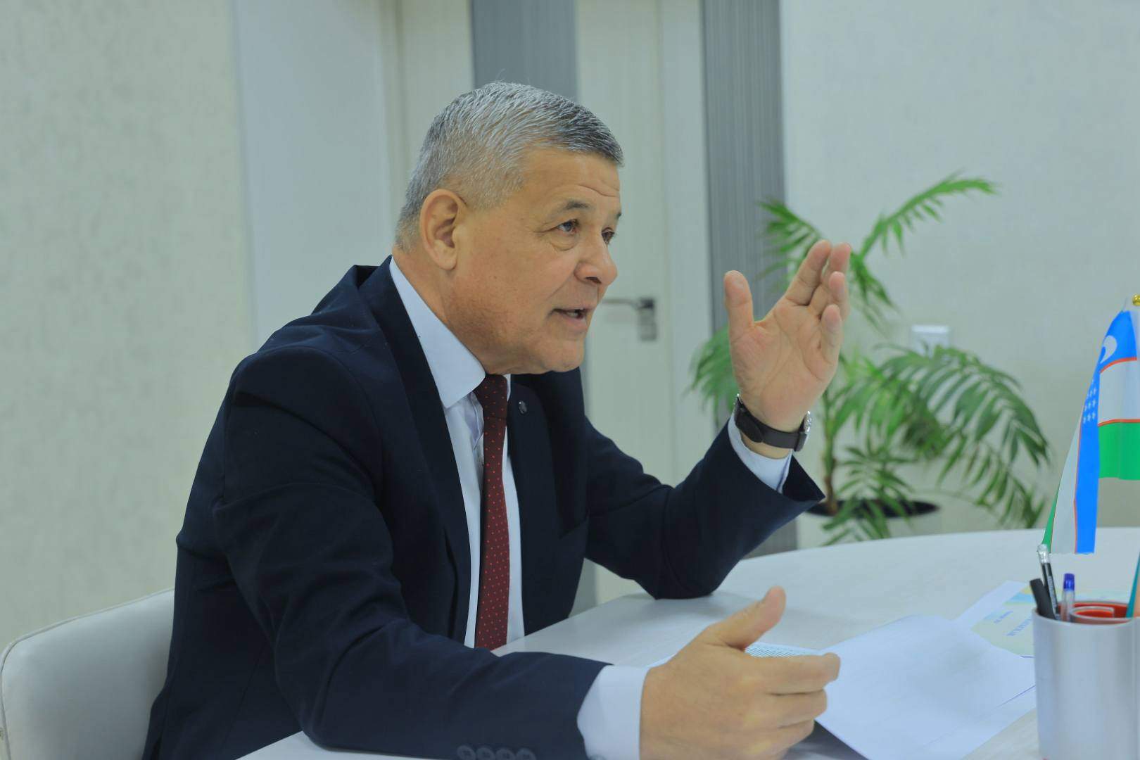 Namangan davlat universiteti rektori tomonidan Tibbiyot fakulteti kafedralarining 2025-yil davomida amalga oshirgan faoliyati hamda 2026-yil uchun belgilangan maqsadli ko‘rsatkichlari yuzasidan uchrashuv o‘tkazildi. 1