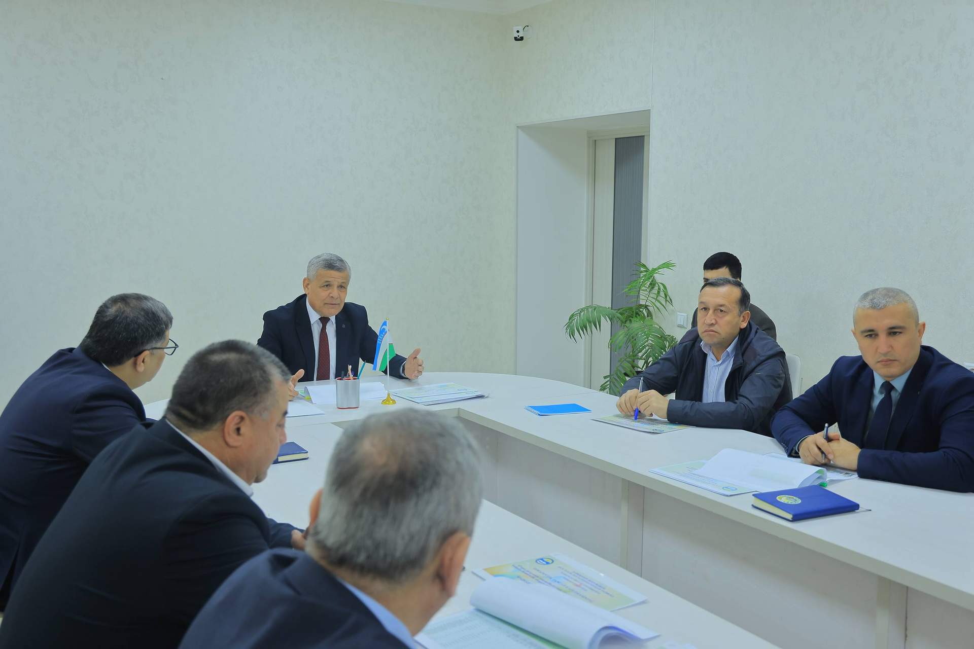 Namangan davlat universiteti rektori tomonidan Tibbiyot fakulteti kafedralarining 2025-yil davomida amalga oshirgan faoliyati hamda 2026-yil uchun belgilangan maqsadli ko‘rsatkichlari yuzasidan uchrashuv o‘tkazildi. 7