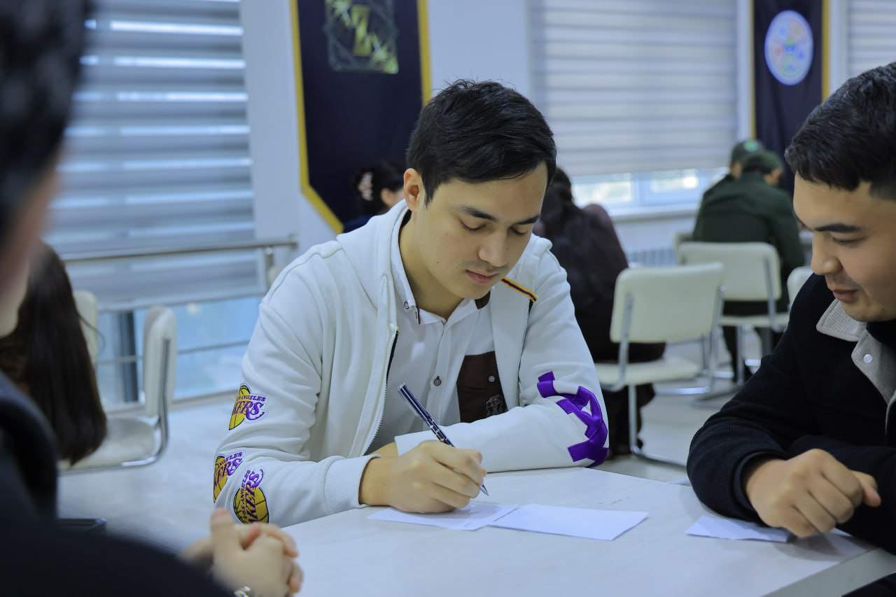 “Yoshlar kuni” doirasida Zakovat musobaqasi o‘tkazildi 2