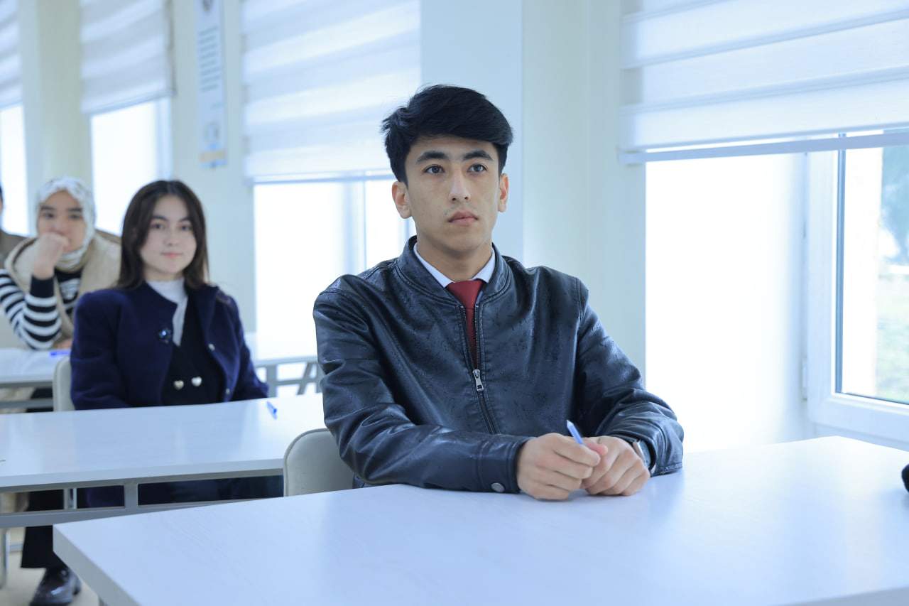 Namangan davlat universitetida “Jadidlar haqida insholar tanlovi”ning universitet bosqichi o‘tkazildi. 3