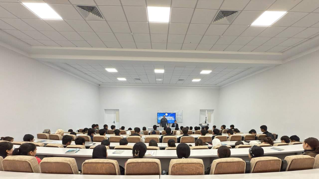 Ijtimoiy fanlar fakultetida Namangan viloyati IIB vakili yoshlar bilan muloqot qildi 2