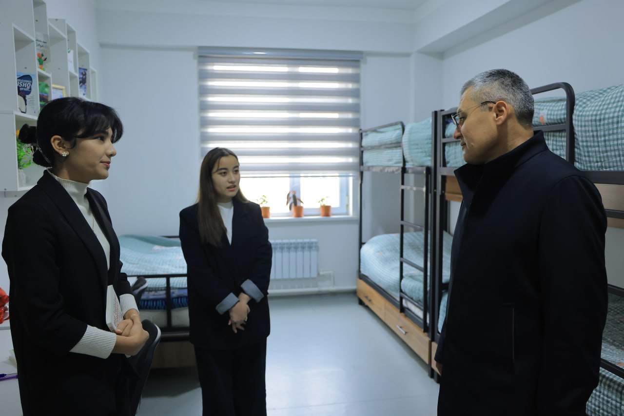 Namangan davlat universitetiga respublika ishchi guruhi tashrif buyurdi. 5