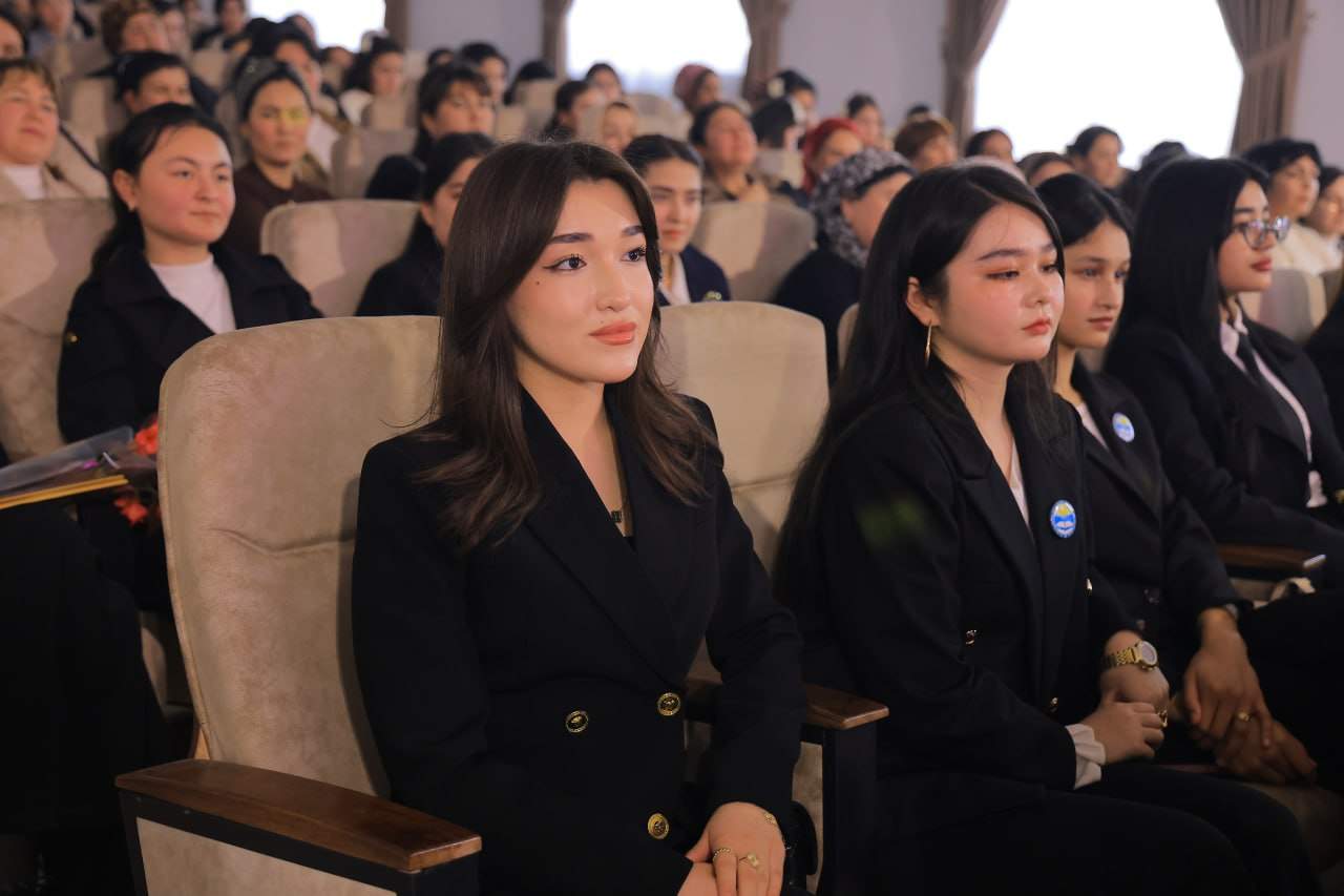 Namangan davlat  universitetida 8-mart – Xalqaro xotin-qizlar kuni munosabati bilan tantanali bayram bo‘lib o‘tdi. 1