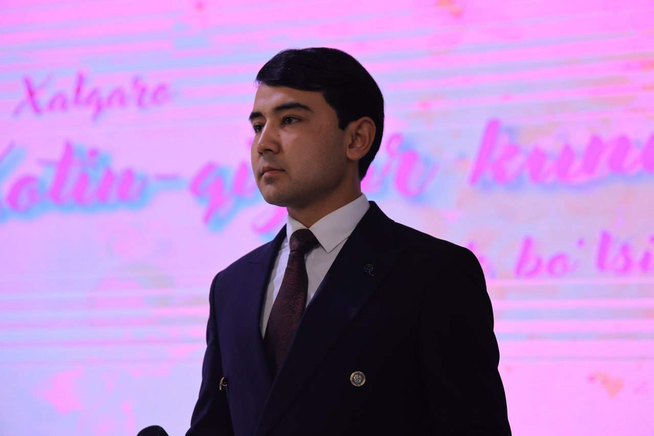 Namangan davlat  universitetida 8-mart – Xalqaro xotin-qizlar kuni munosabati bilan tantanali bayram bo‘lib o‘tdi. 4