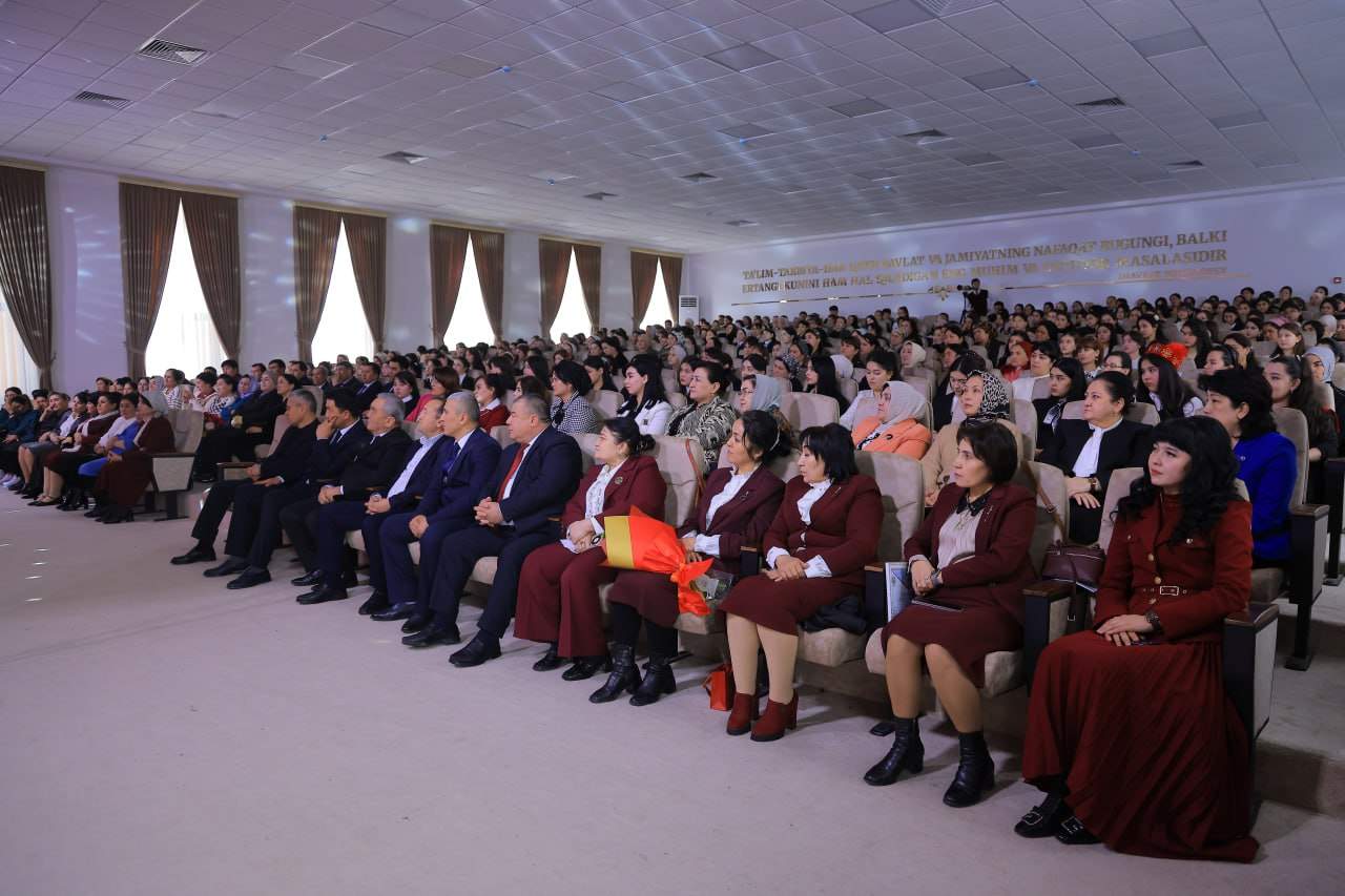 Namangan davlat  universitetida 8-mart – Xalqaro xotin-qizlar kuni munosabati bilan tantanali bayram bo‘lib o‘tdi. 6