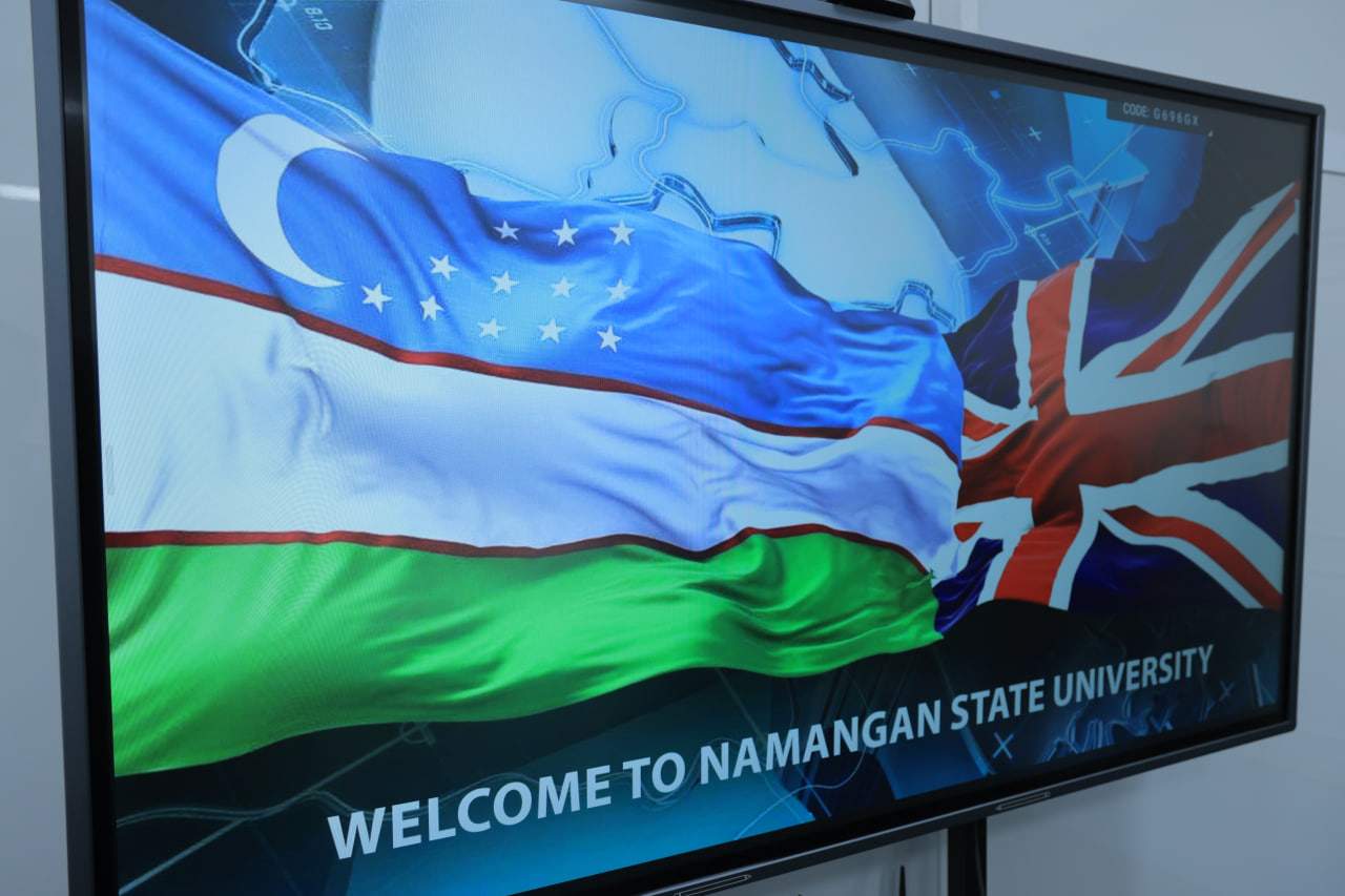 A meeting with a professor from Newcastle University was held at Namangan State University 5
