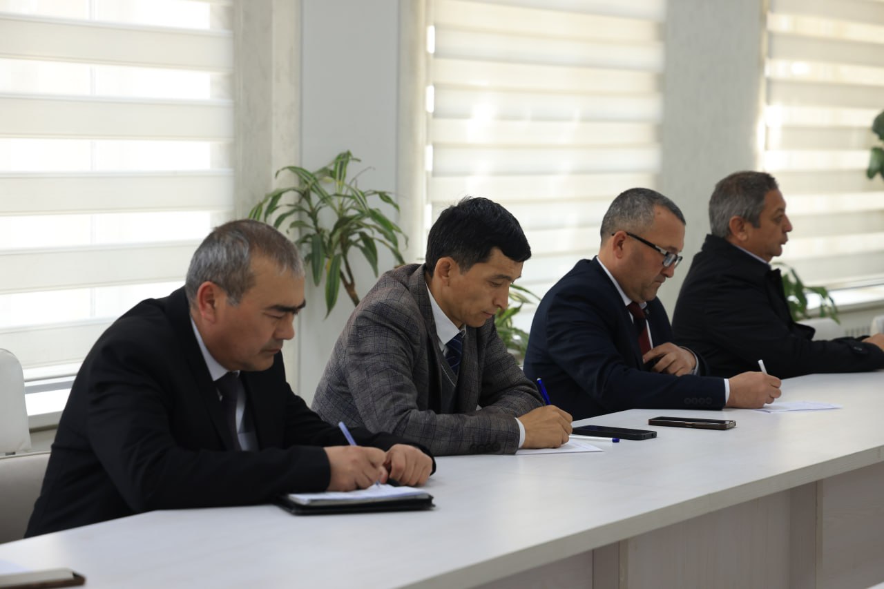 Ilmiy faoliyatni yangi bosqichga olib chiqish masalalari muhokama qilindi 7