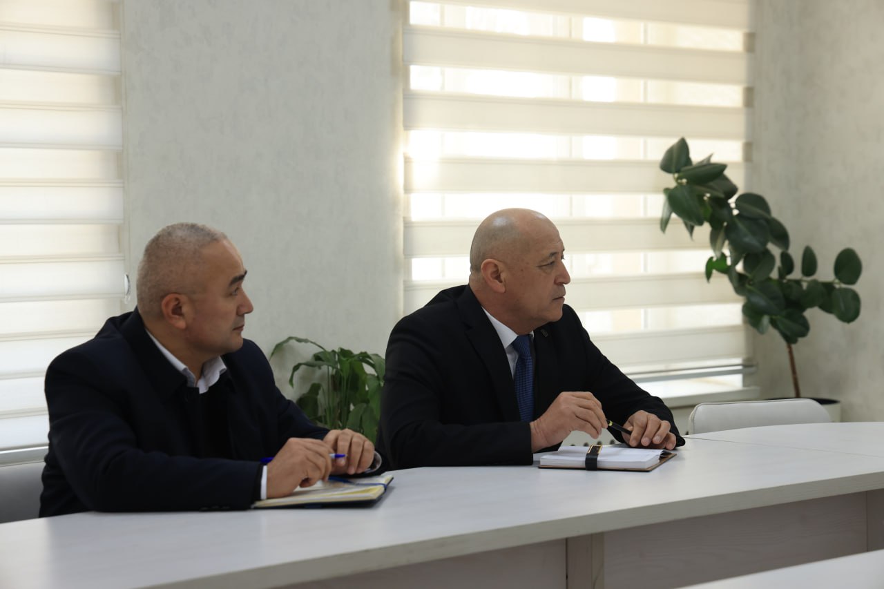 Ilmiy faoliyatni yangi bosqichga olib chiqish masalalari muhokama qilindi 8