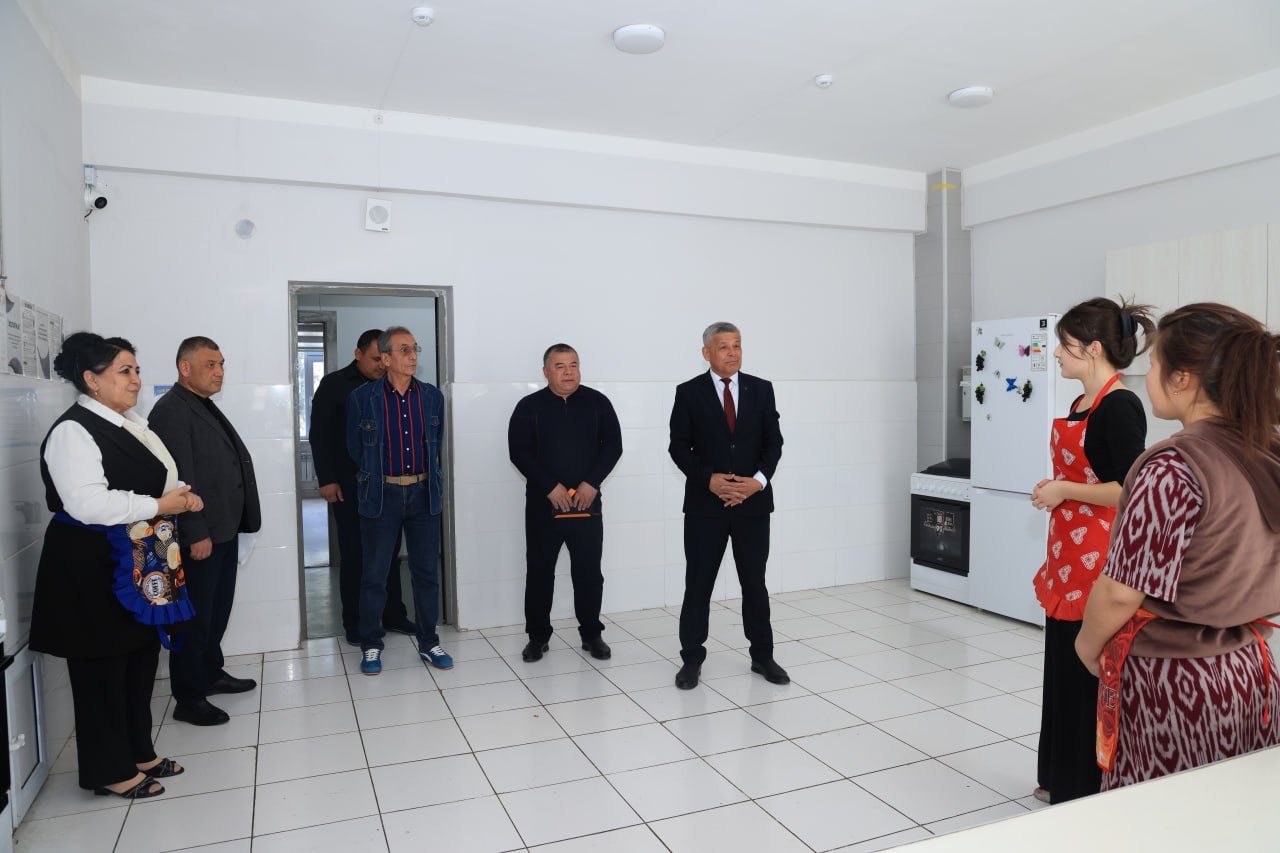 The Rector of Namangan State University Visited the Student Dormitory 7