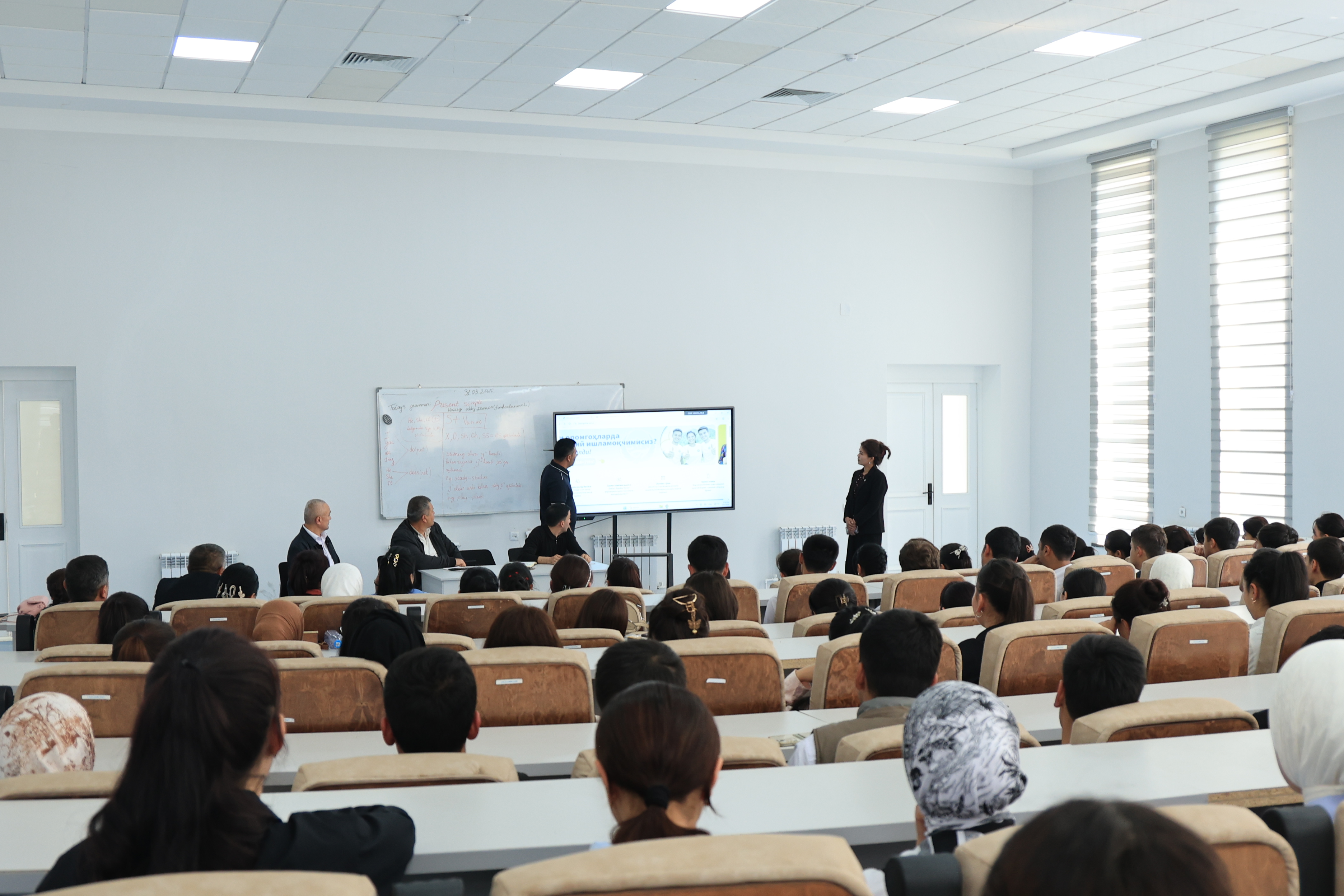 A promotional event aimed at ensuring student employment during the summer vacation period was held at Namangan State University. 2