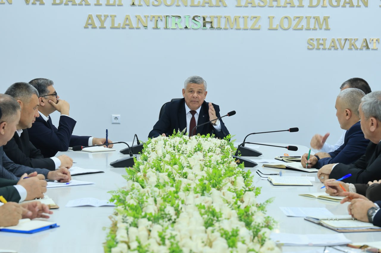 Namangan davlat universitetida navbatdagi apparat yig‘ilishi o‘tkazildi