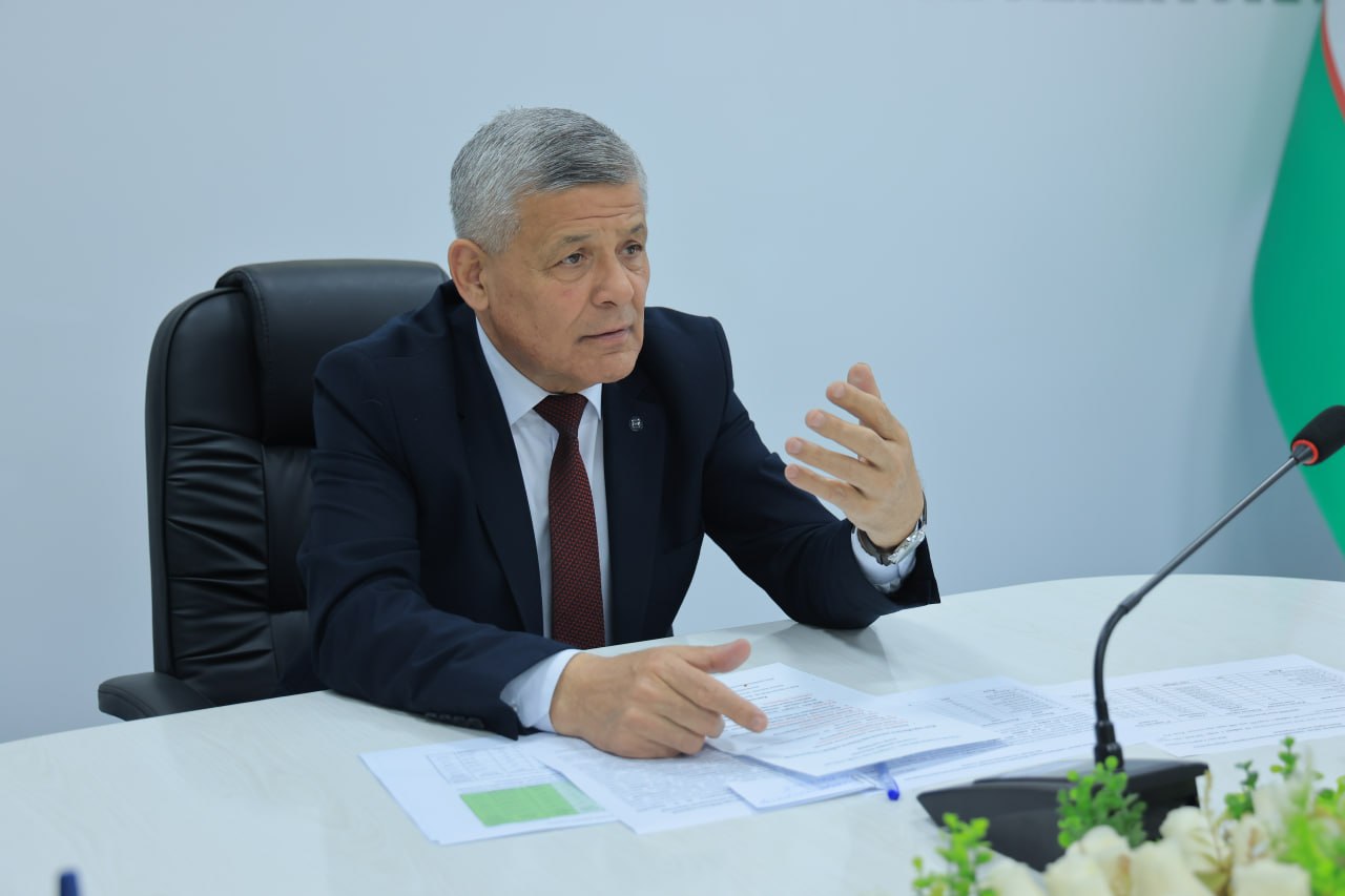 A regular staff meeting was held at Namangan State University. 7