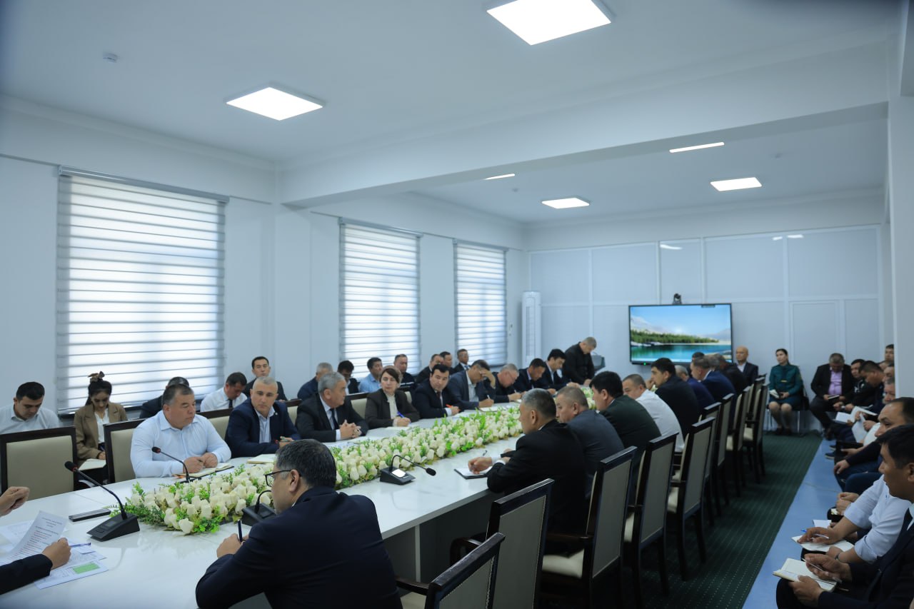 A regular staff meeting was held at Namangan State University. 9
