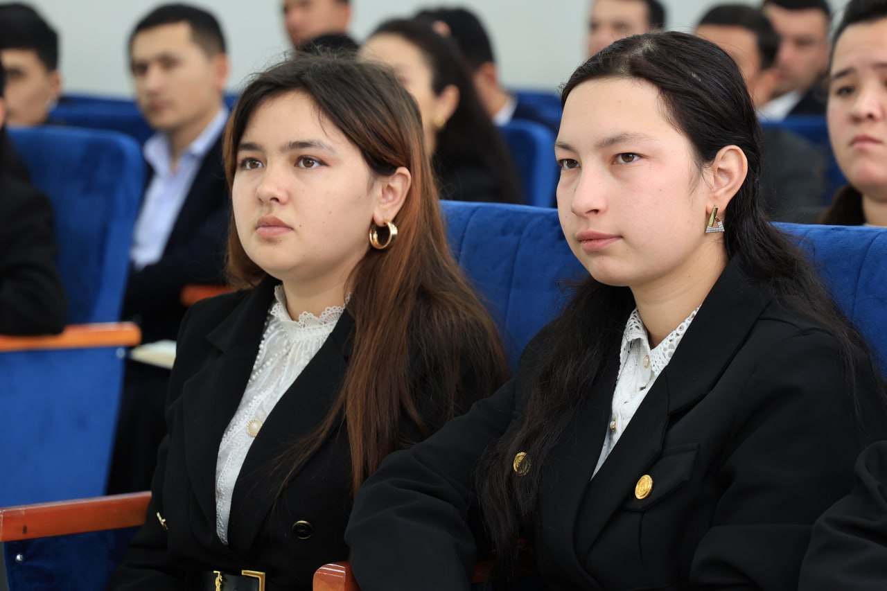 A “Leader and Youth Meeting” was held at Namangan State University 8