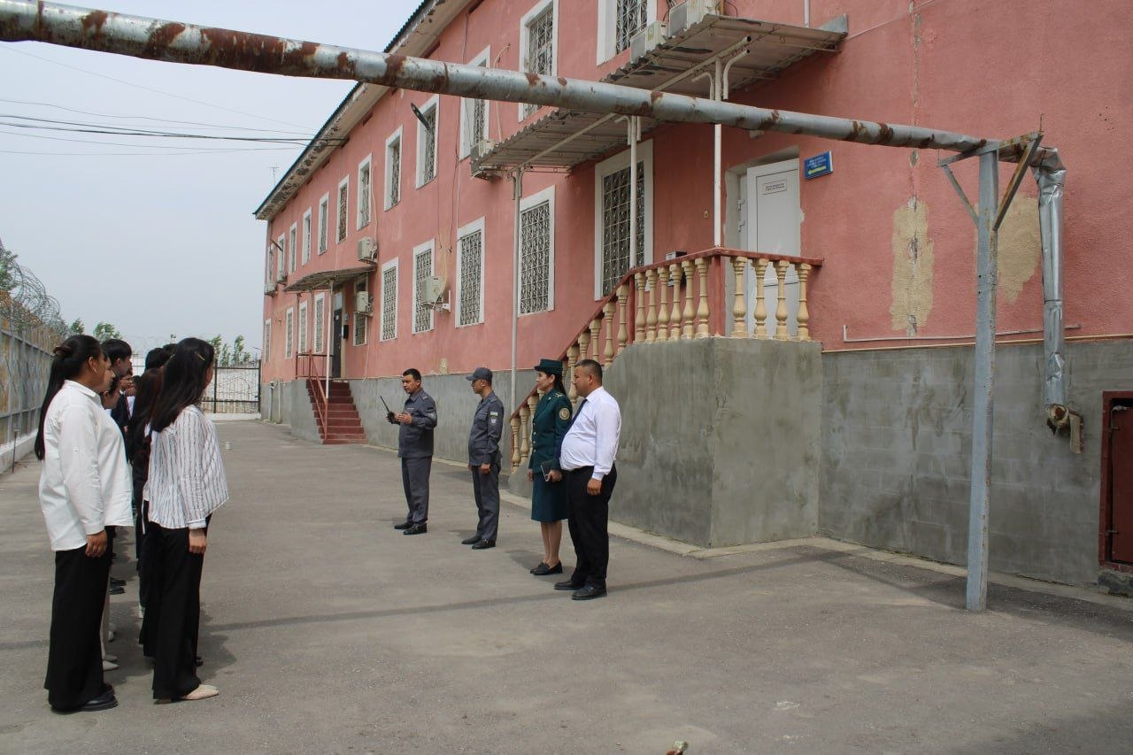 Students ознакомились с образом жизни detainees in a pre-trial detention center 3