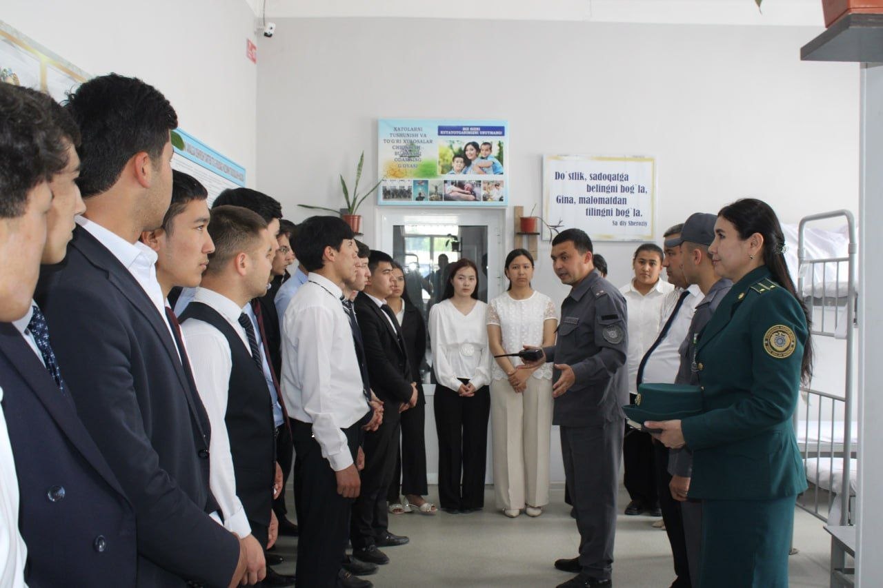 Students ознакомились с образом жизни detainees in a pre-trial detention center 8