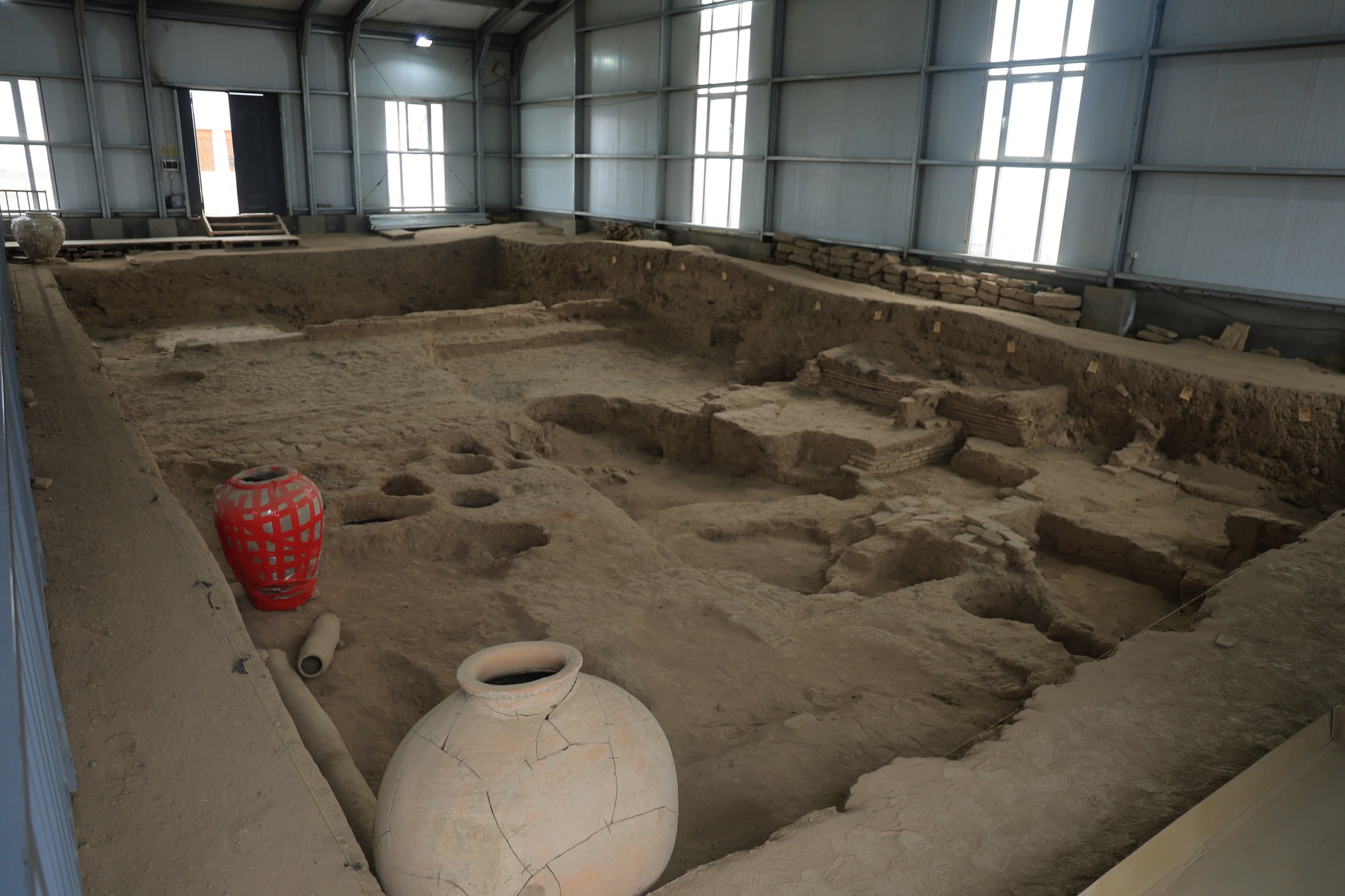 Namangan davlat universiteti rektori «Axsikent arxeologik yodgorligi» majmuasiga tashrif buyurdi 6