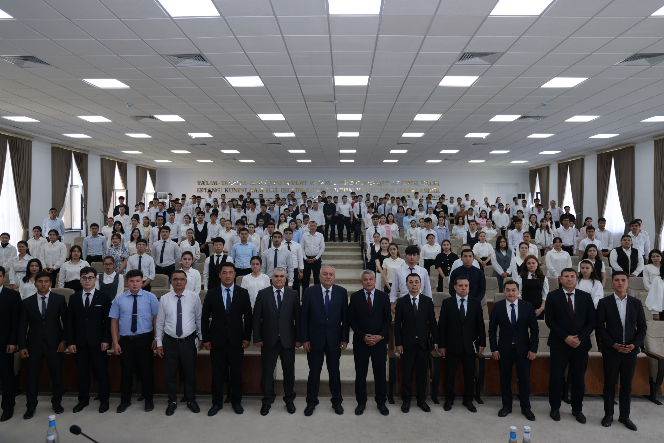 Namangan davlat universitetida “Konstitutsiya va yoshlar” mavzusida uchrashuv o‘tkazildi