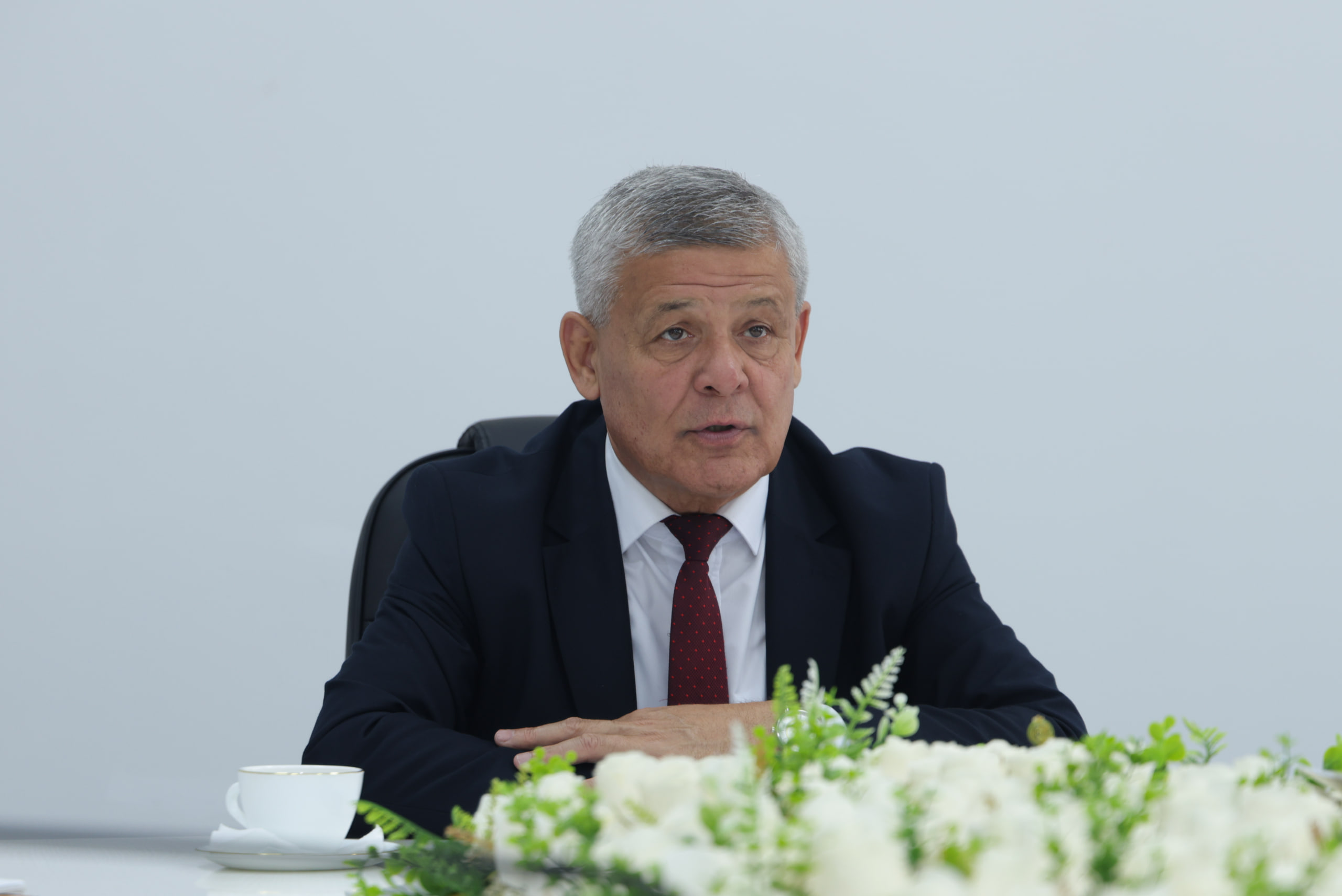 На заседании были рассмотрены результаты первого квартала по исполнению целевых показателей кафедр факультета физики и математики Наманганского государственного университета