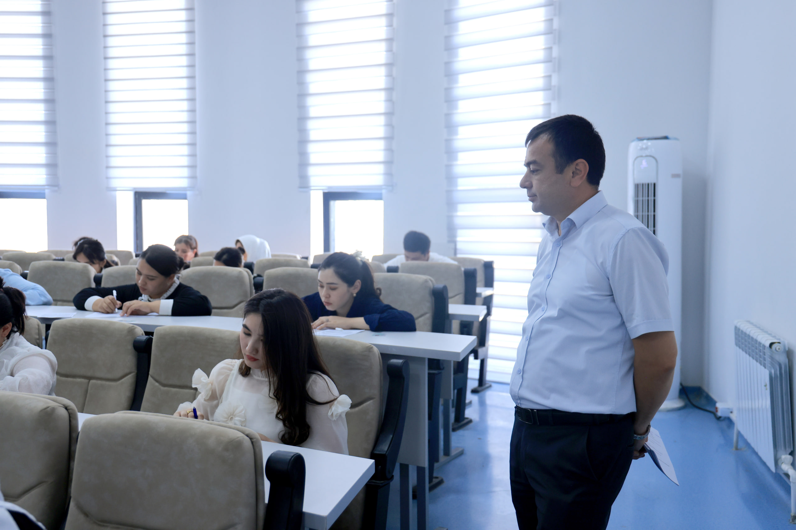 Namangan davlat universitetida yakuniy davlat attestatsiyalari o‘tkazilmoqda 3