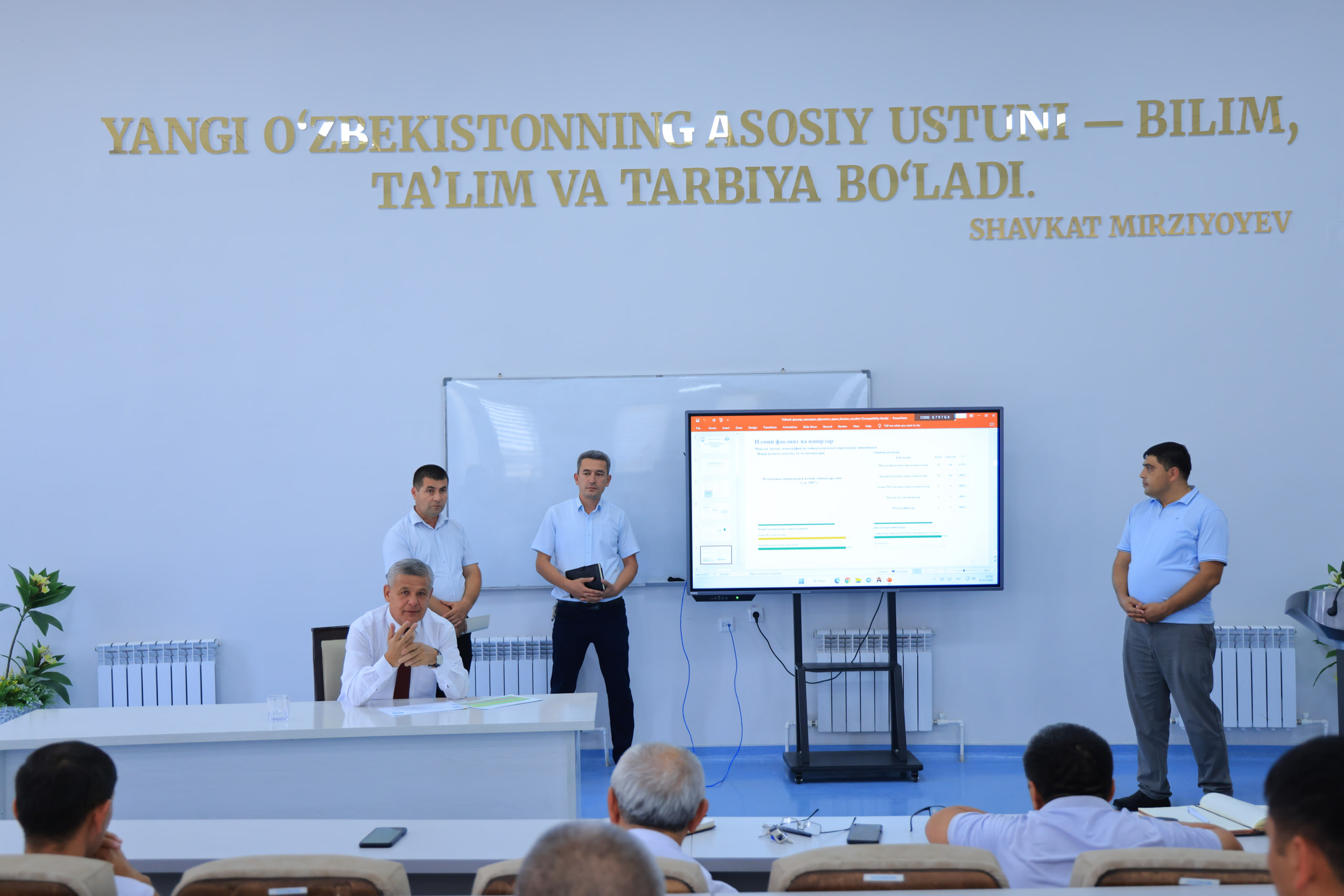 Namangan davlat universitetida 2026-yil maqsadli ko‘rsatkichlari ijrosining yarim yillik natijalari tanqidiy-tahliliy muhokama qilinmoqda