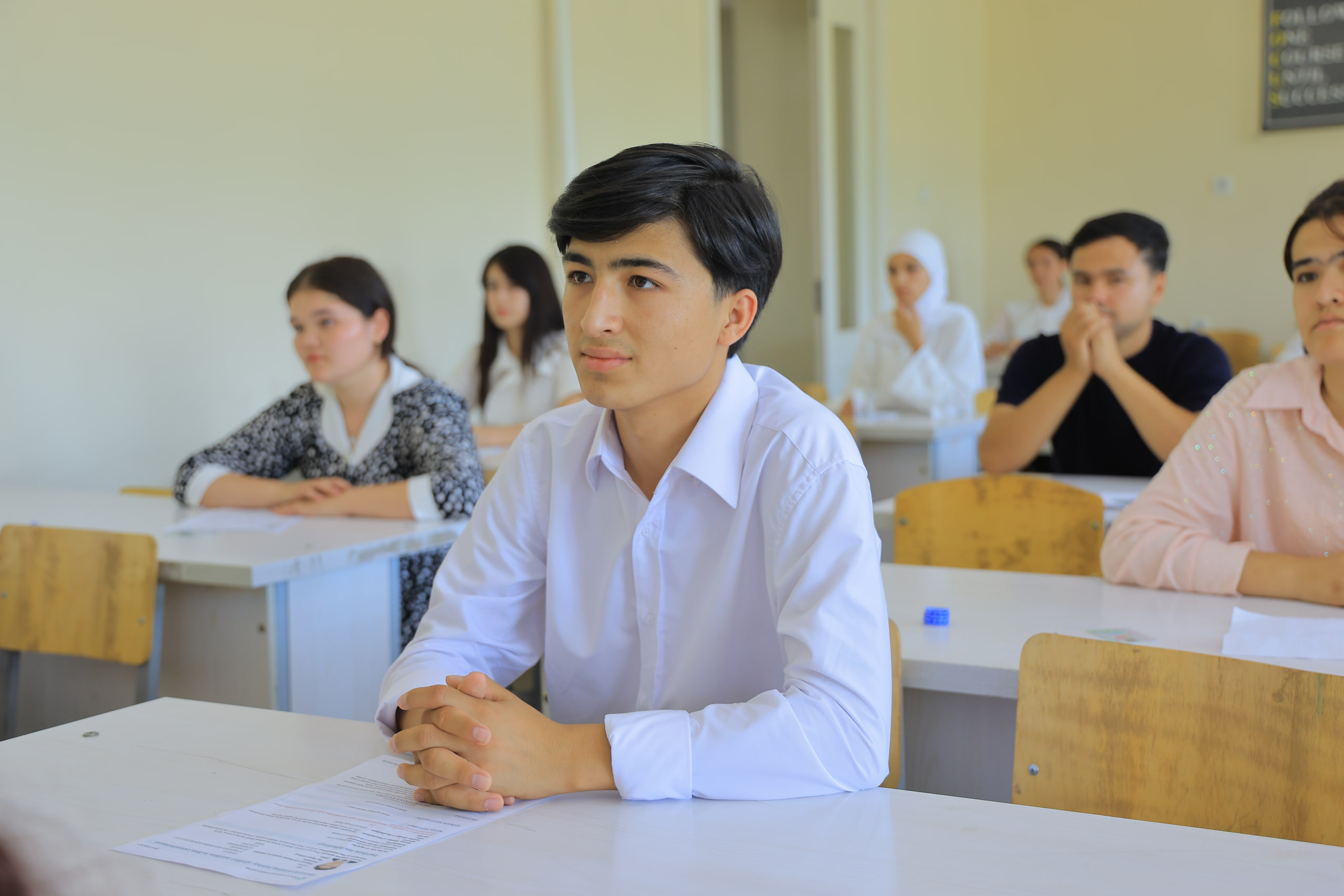 Namangan davlat universitetida kasbiy (ijodiy) imtihonlarning birinchi kuni davom etmoqda 2