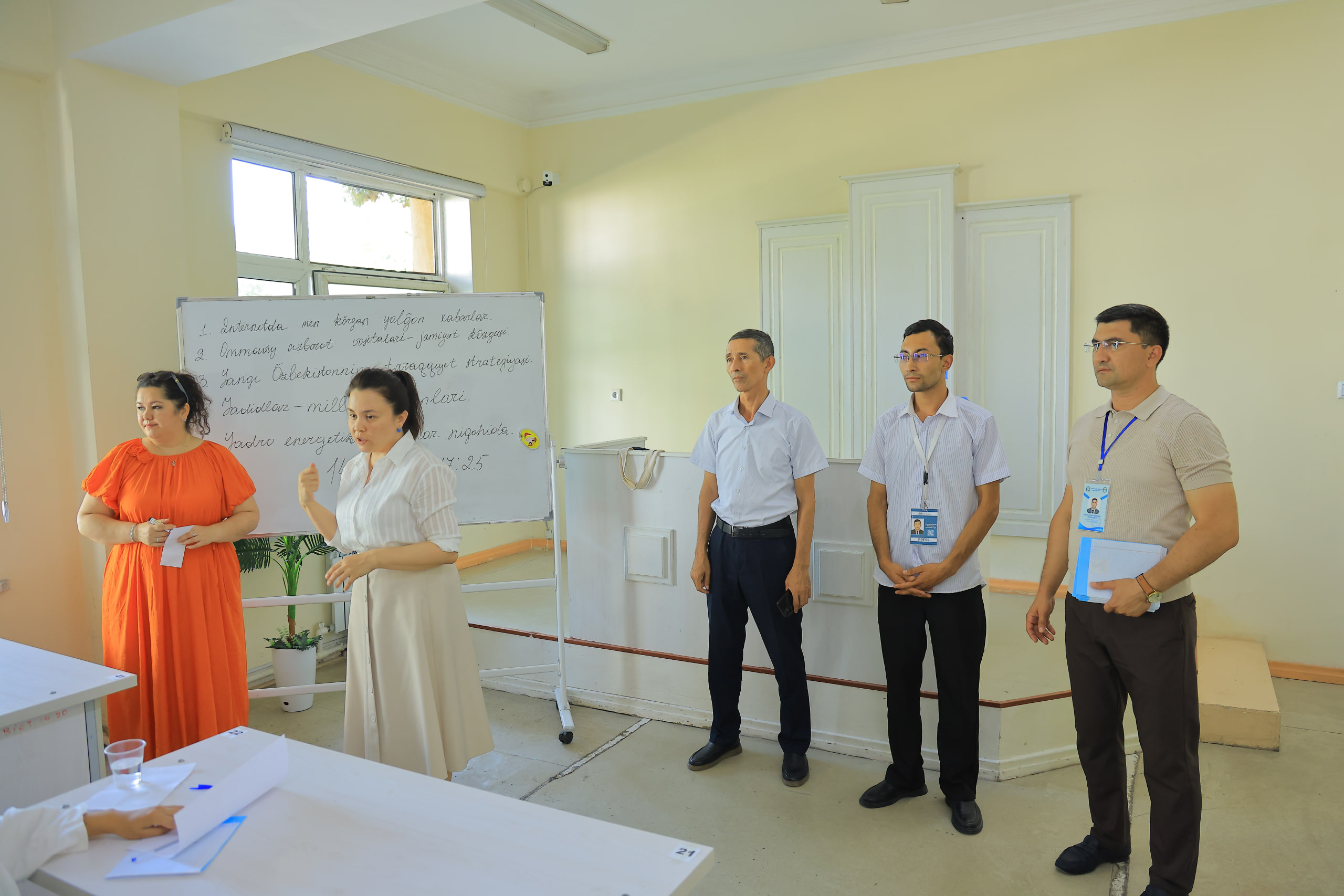 Namangan davlat universitetida kasbiy (ijodiy) imtihonlarning birinchi kuni davom etmoqda 6