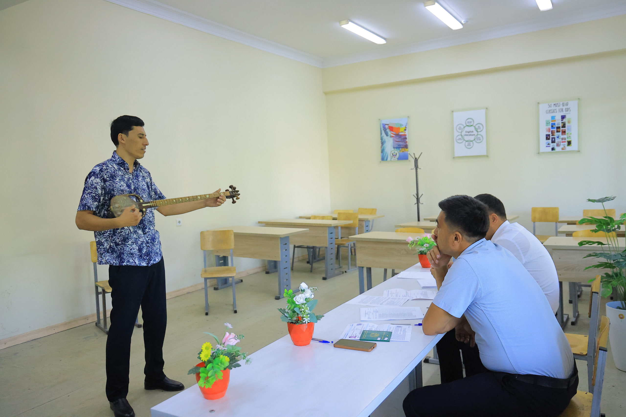 Namangan davlat universitetida kasbiy (ijodiy) imtihonlarning birinchi kuni boshlandi 2