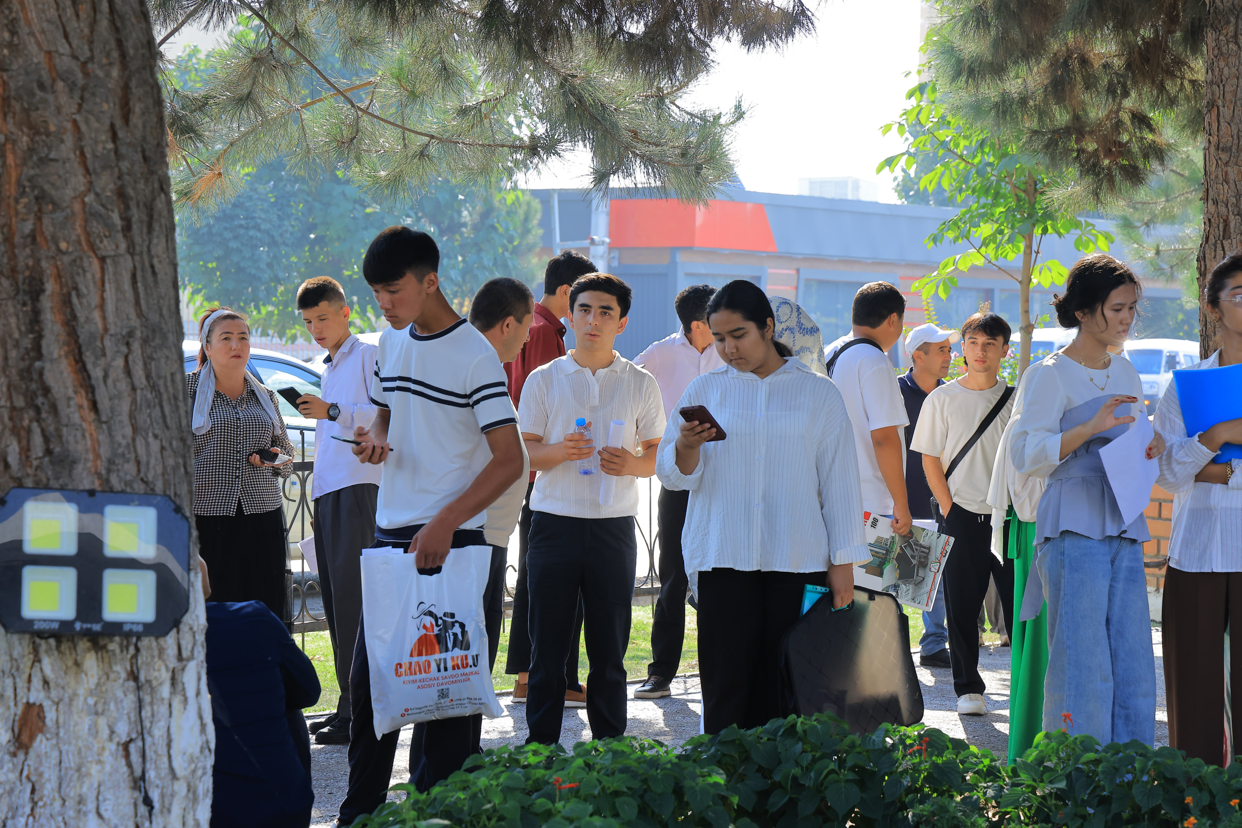 Namangan davlat universitetida kasbiy (ijodiy) imtihonlarning birinchi kuni boshlandi 2