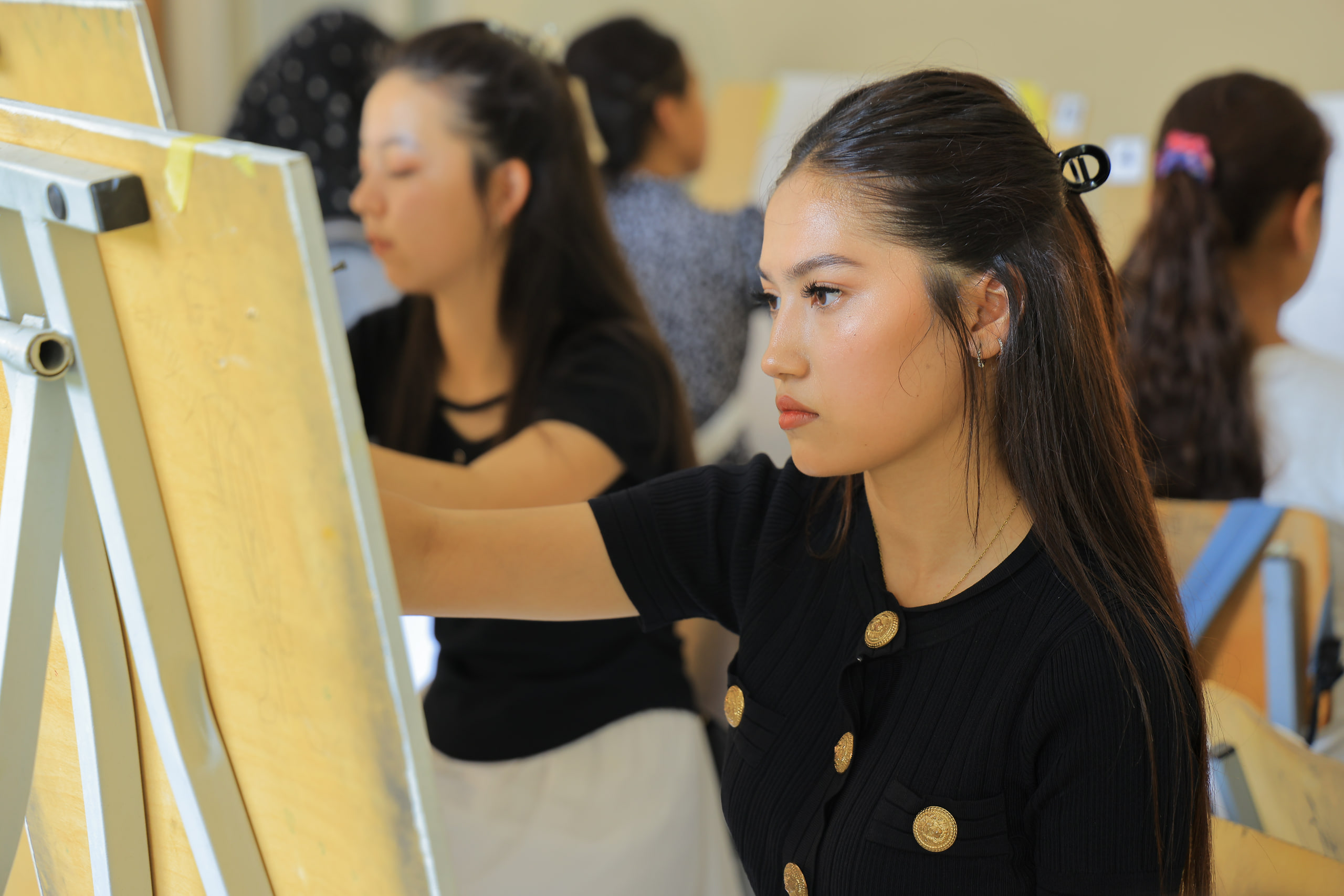 Namangan davlat universitetida kasbiy (ijodiy) imtihonlarning uchinchi kuni boshlandi 10