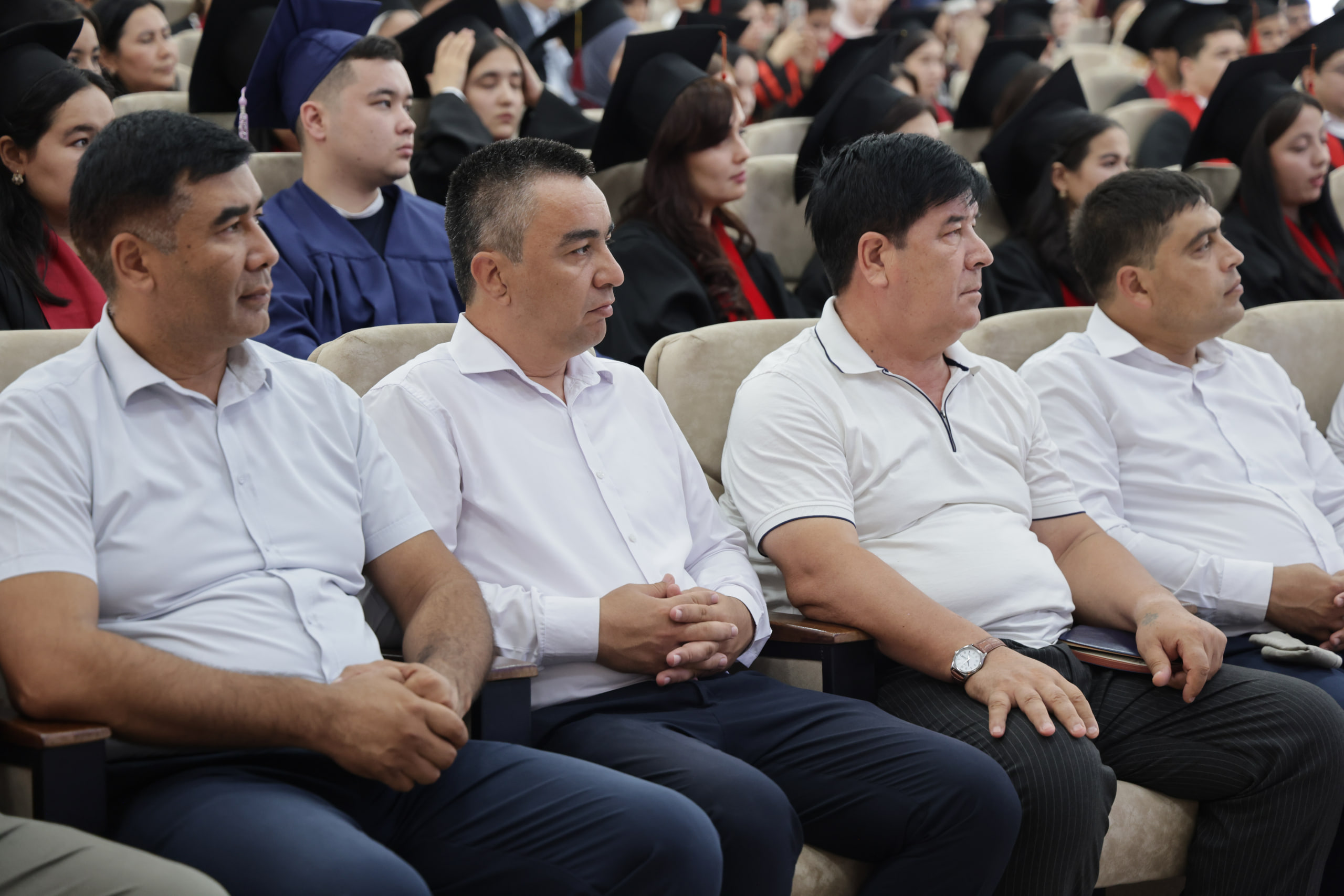 В Наманганском государственном университете состоялось праздничное мероприятие «Счастливого пути, выпускник!» 8