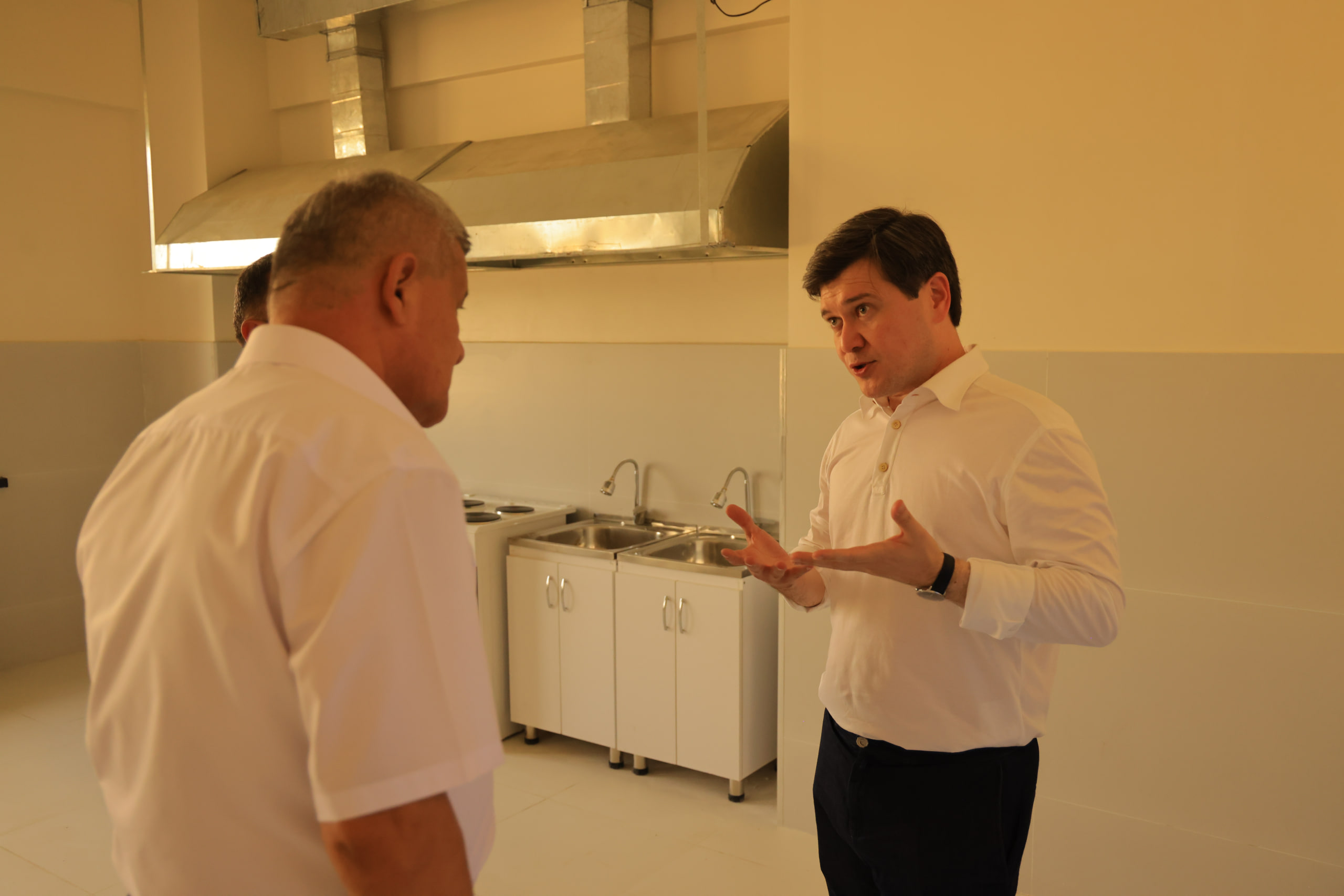 Oliy ta’lim, fan va innovatsiyalar vazirining birinchi o‘rinbosari Namangan davlat universitetining yangi kampusi bilan tanishdi 9