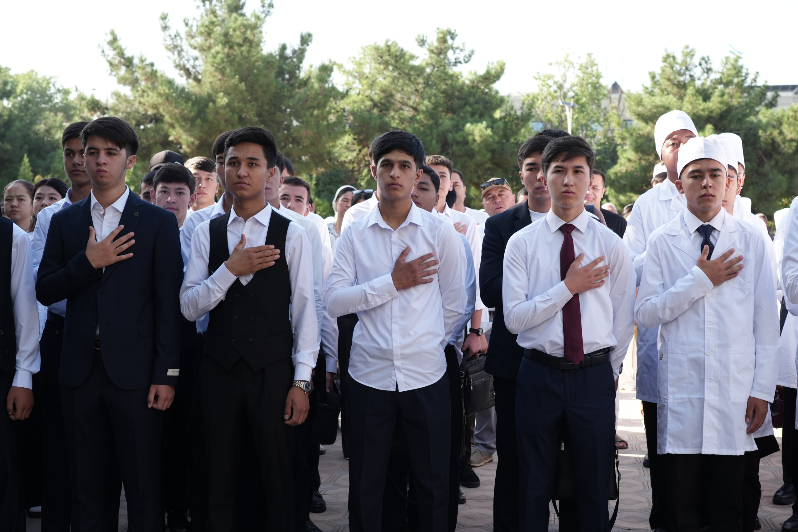 Namangan davlat universitetida yangi o‘quv yili boshlanishi munosabati bilan tantanali bayram tadbirlari bo‘lib o‘tmoqda 3
