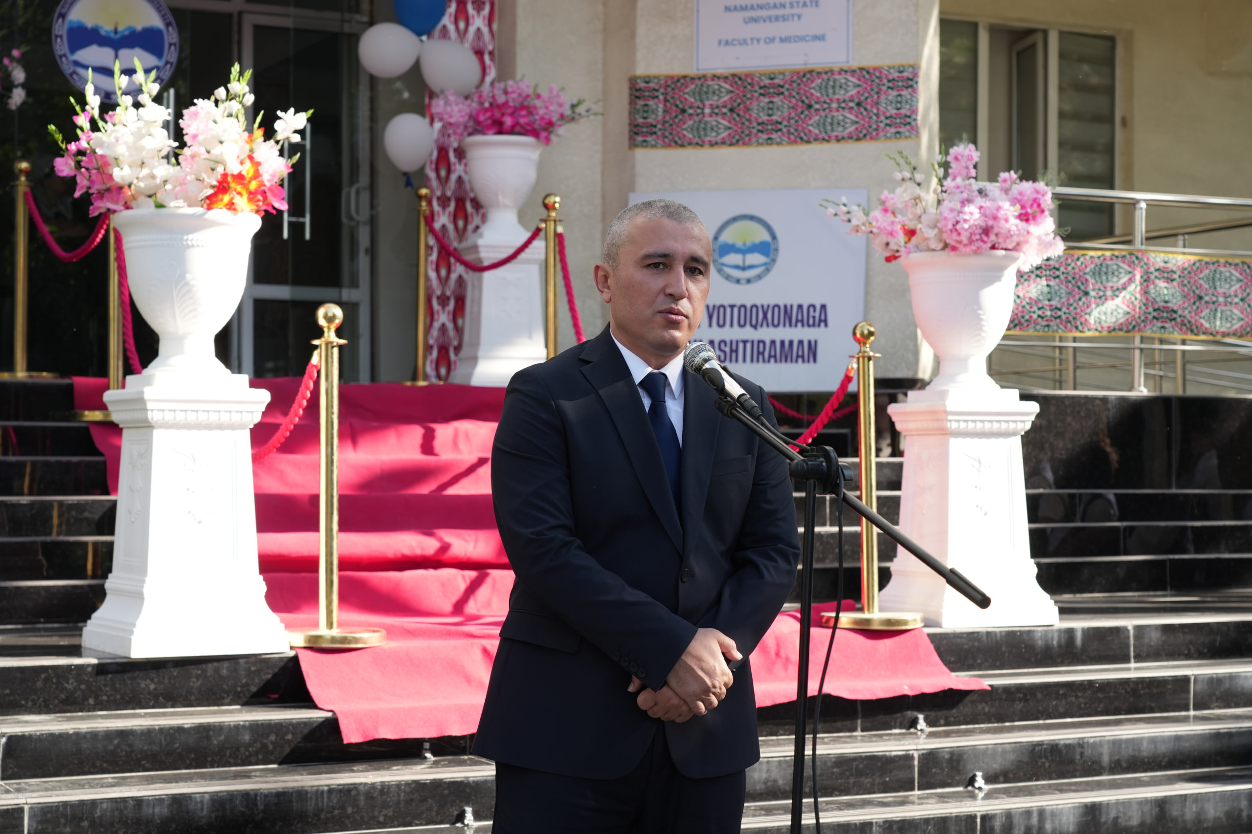 Namangan davlat universitetida yangi o‘quv yili boshlanishi munosabati bilan tantanali bayram tadbirlari bo‘lib o‘tmoqda 6