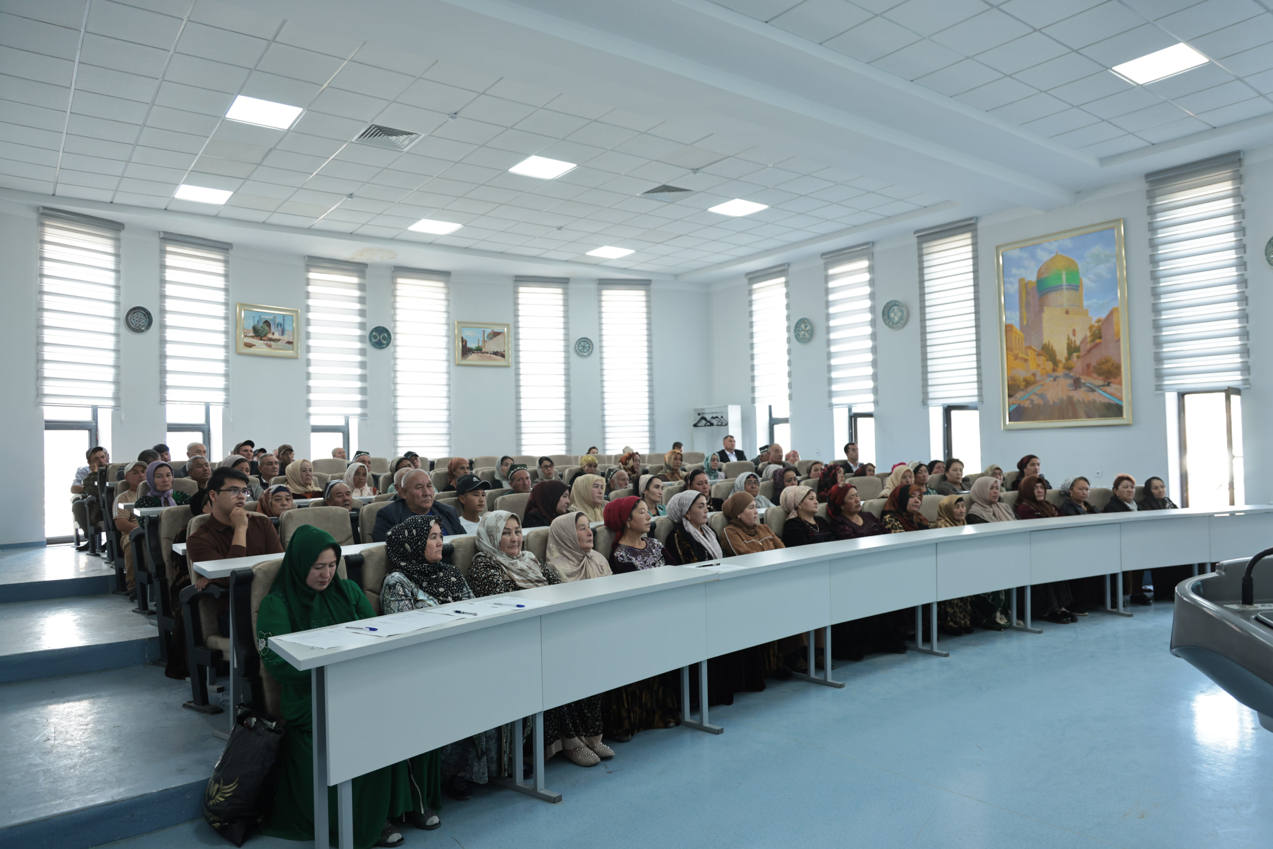 Namangan davlat universiteti Tabiiy fanlar fakultetida yuqori bosqich talabalarining ota-onalari ishtirokida uchrashuv tashkil etildi. 1
