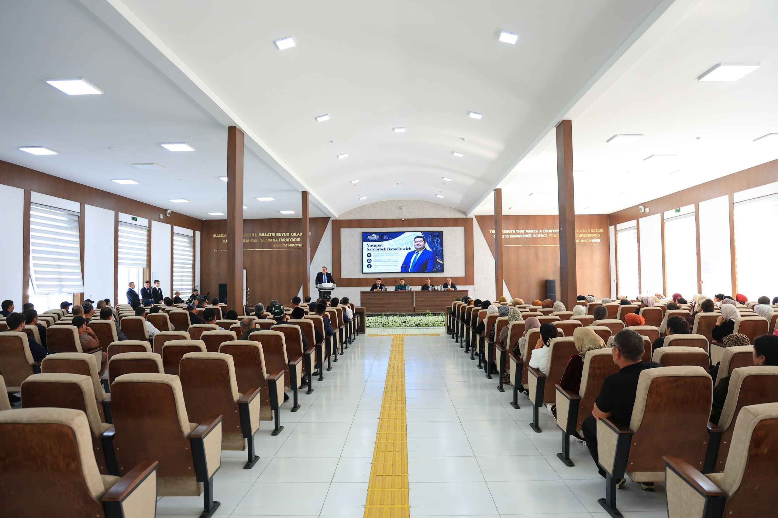 Namangan davlat universiteti Yuridik fakultetida 2026/2027-o‘quv yilida talabalikka qabul qilingan talabalar ota-onalari ishtirokida uchrashuv o‘tkazildi